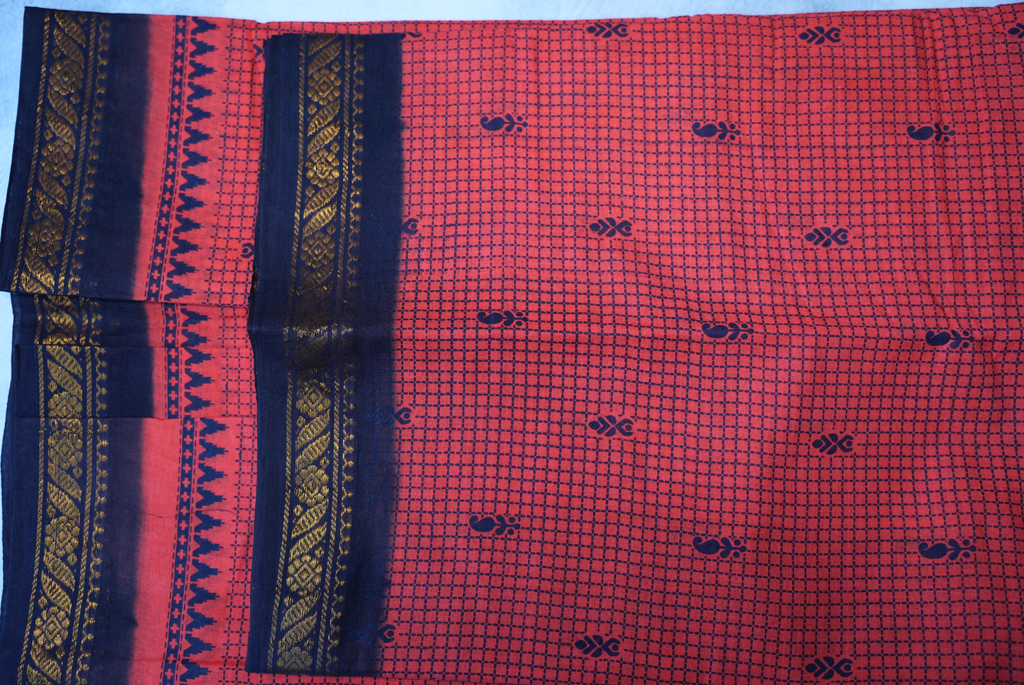 Fancy Checkered Traditional Sungudi Saree in Peach Color (Without Blouse)