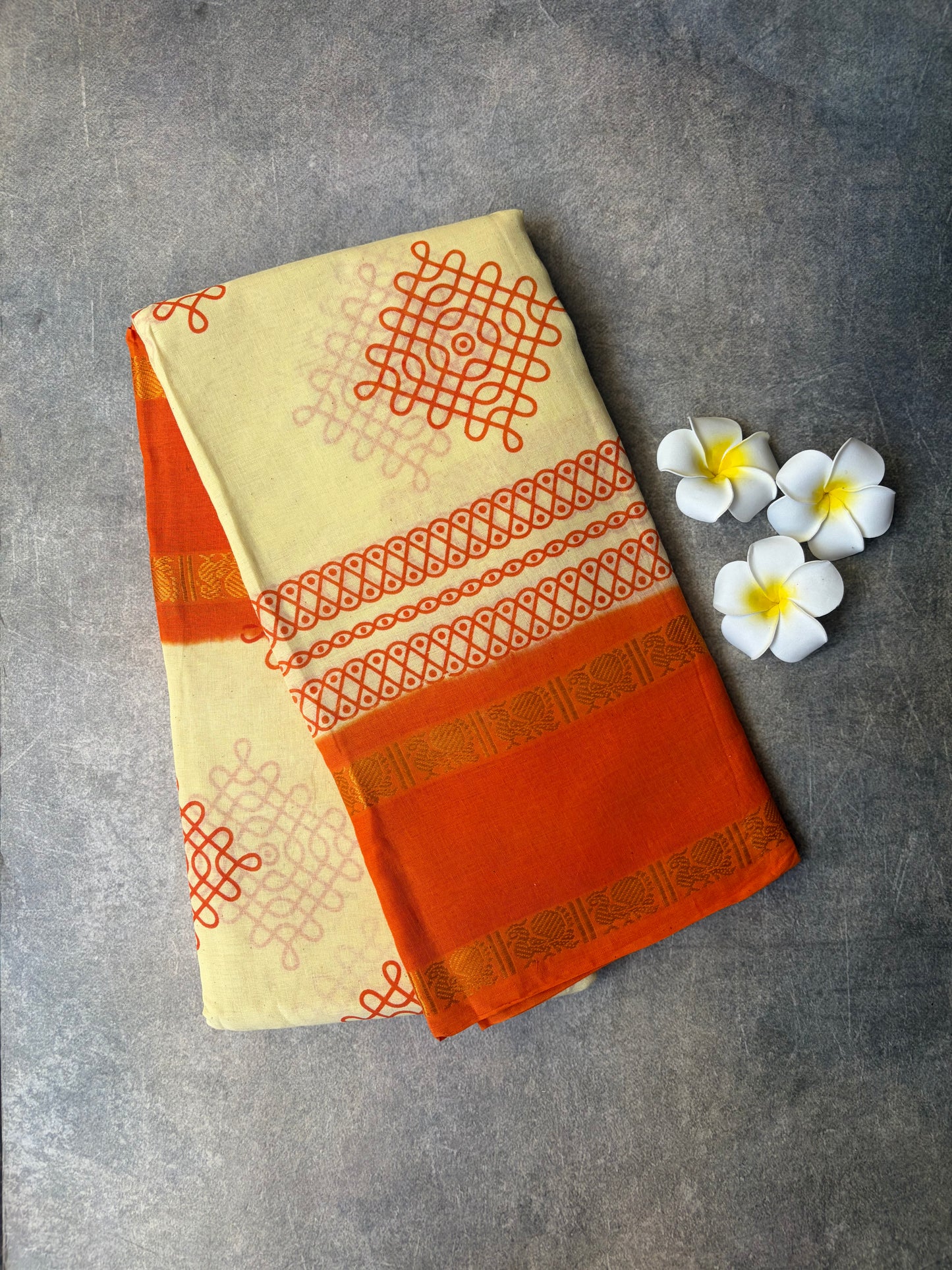 Kolam Printed Sungudi Cotton Saree Half-White | TLL395