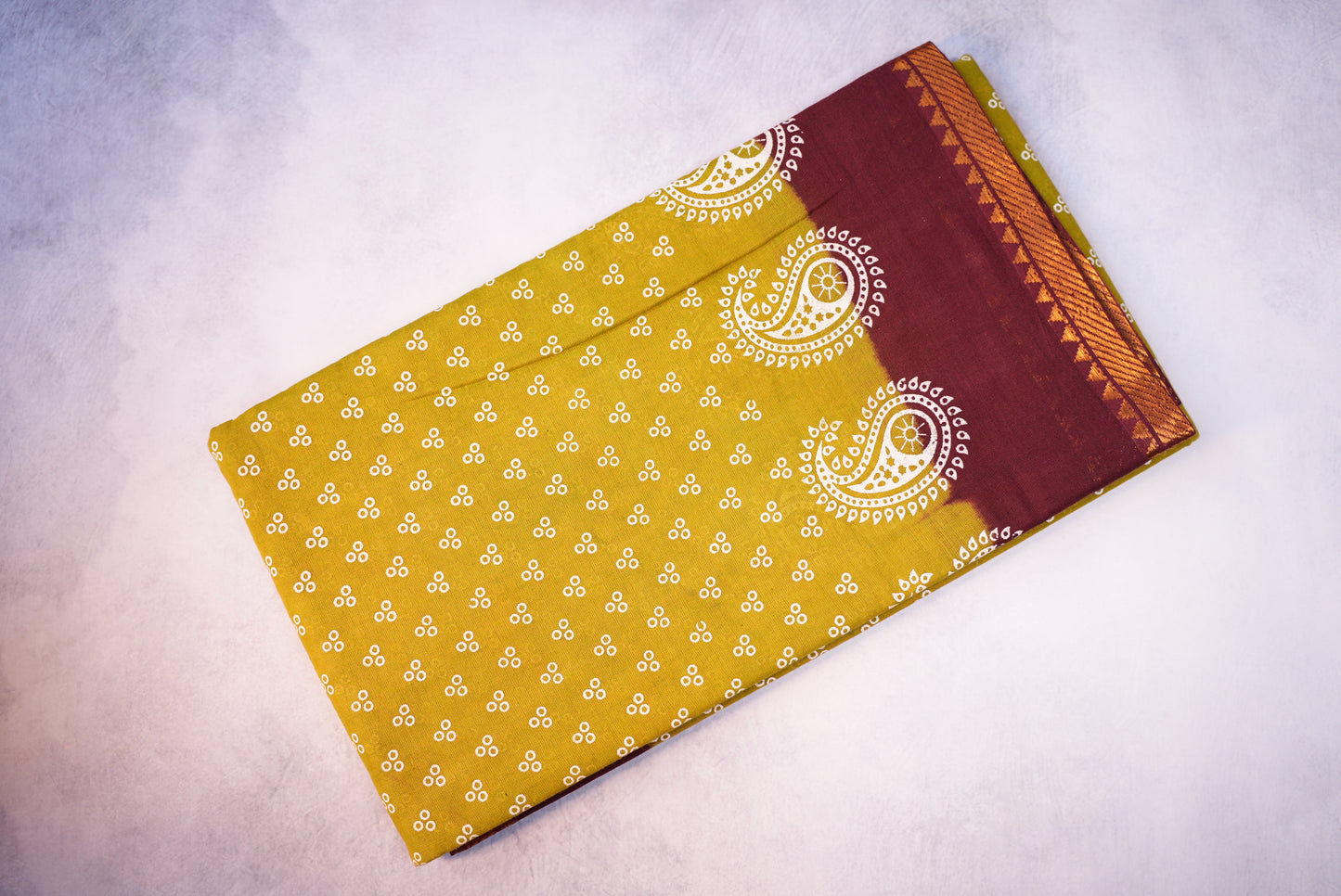Traditional 3 pulli Sungudi Saree – Meghandi Green with Maroon Border and Blouse