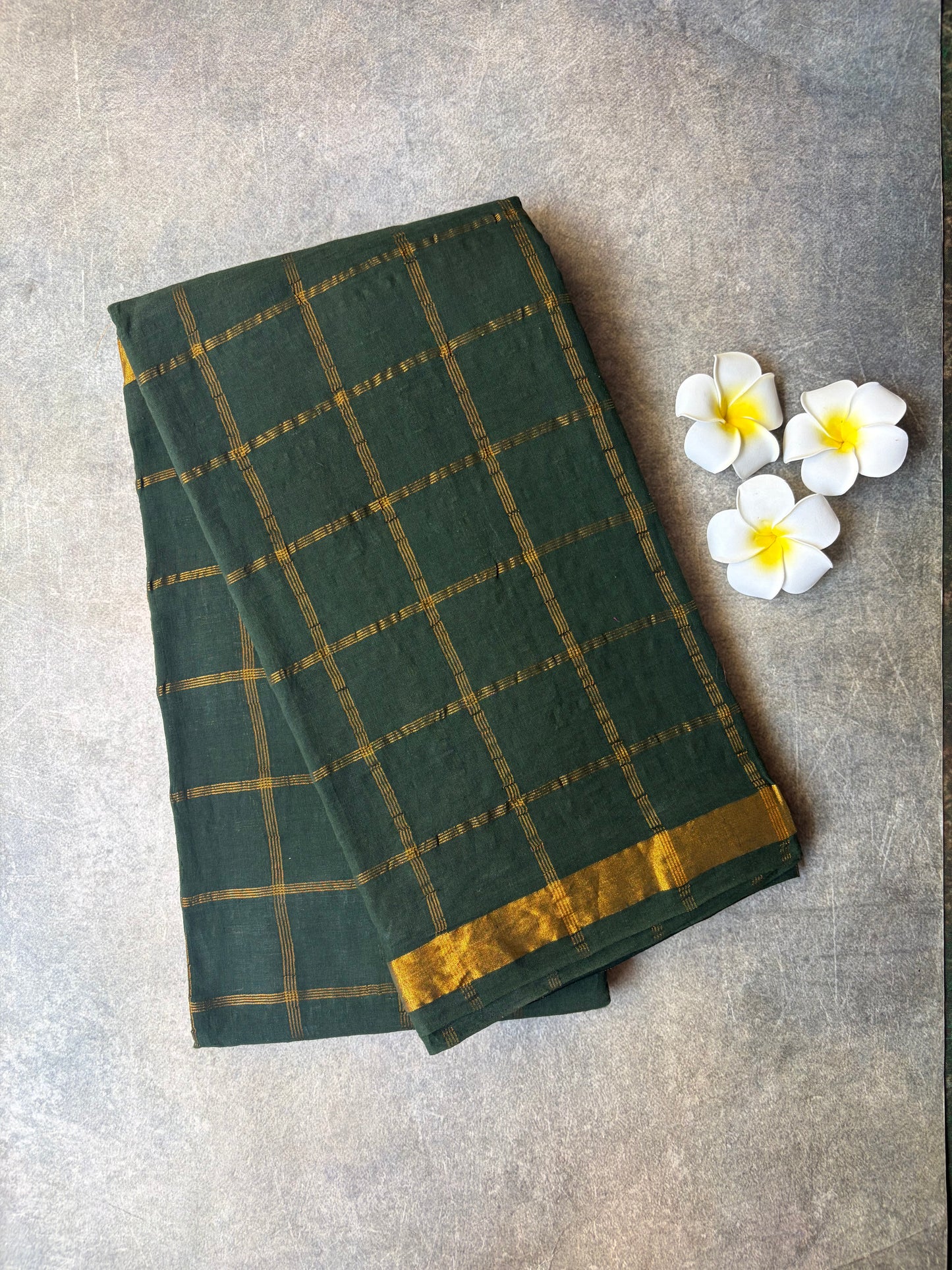 Kattam Sungudi Cotton Saree Dark Green | TLL409