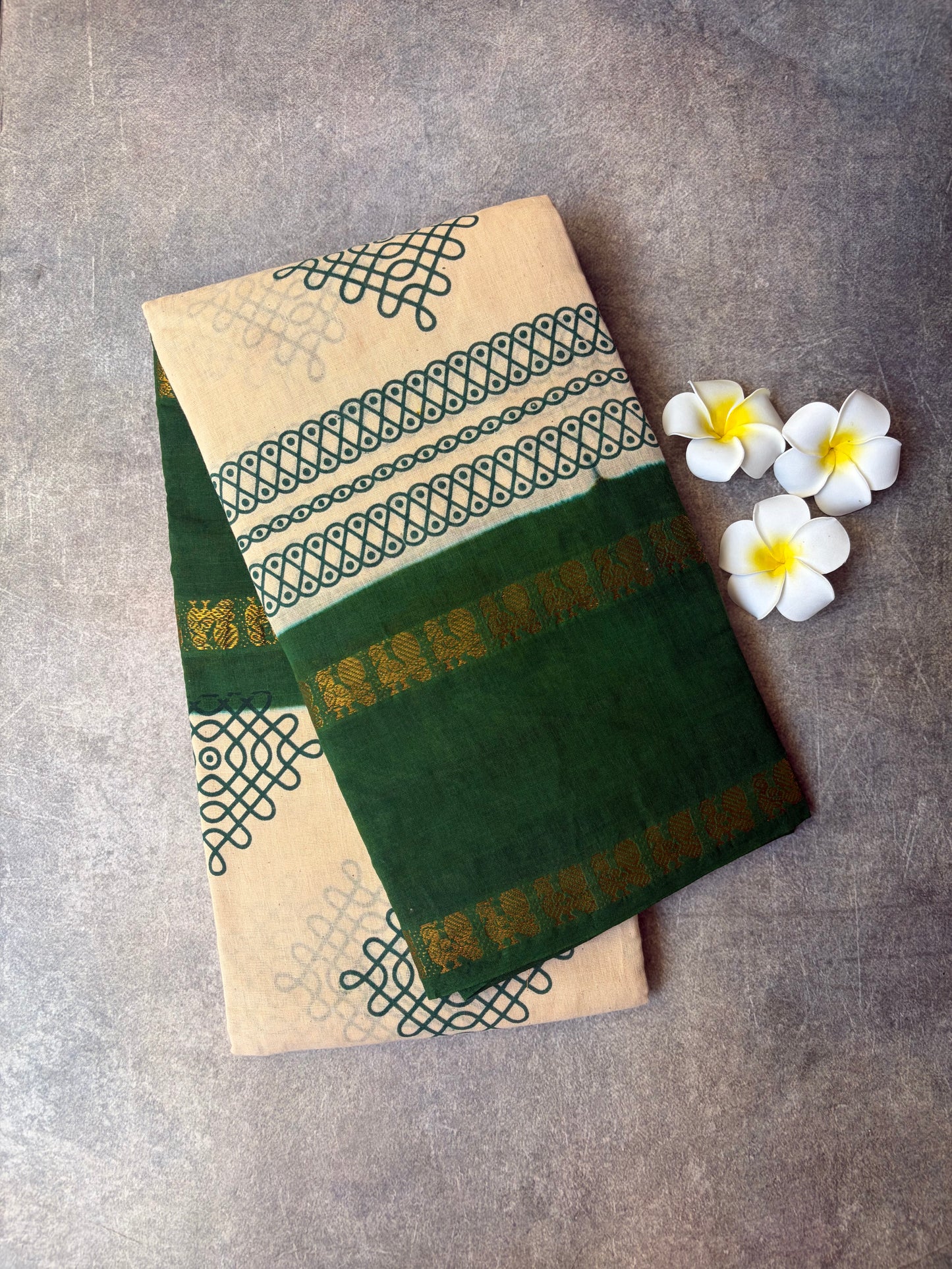 Kolam Printed Sungudi Cotton Saree Cream Colour | TLL397