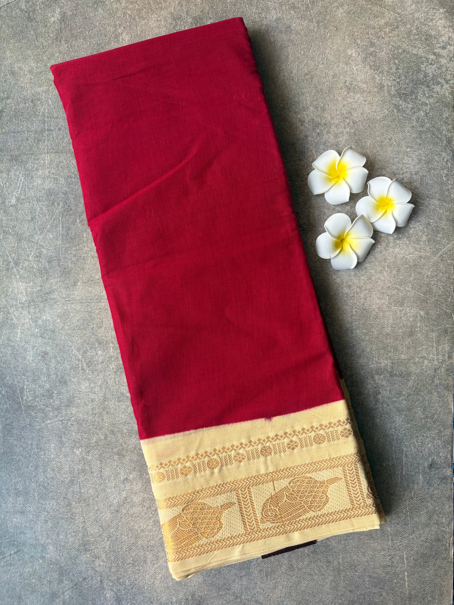 Plain Sungudi Cotton Saree Red | TLL302