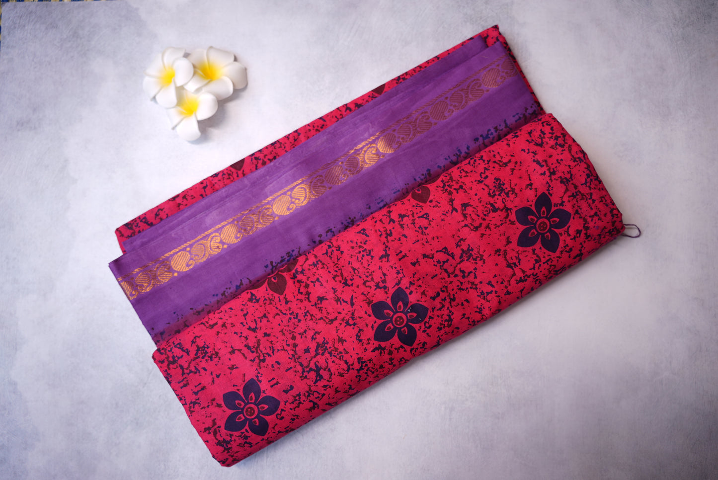9.5 Yards Sungudi Cotton Saree in Dark Pink Color without blouse