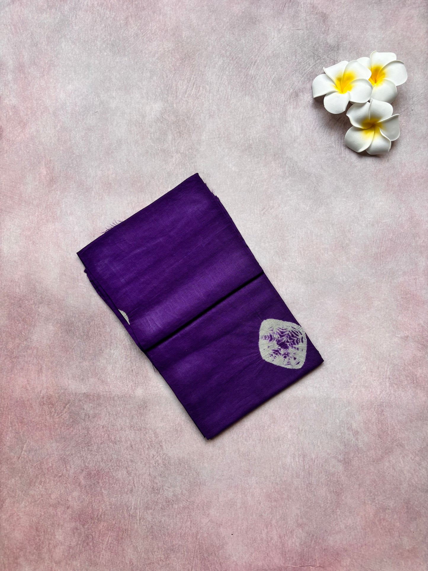 Hand-Knotted Bhandhini Cotton Saree – Lavender Bhandhini Cotton Saree – Borderless (With Blouse)
