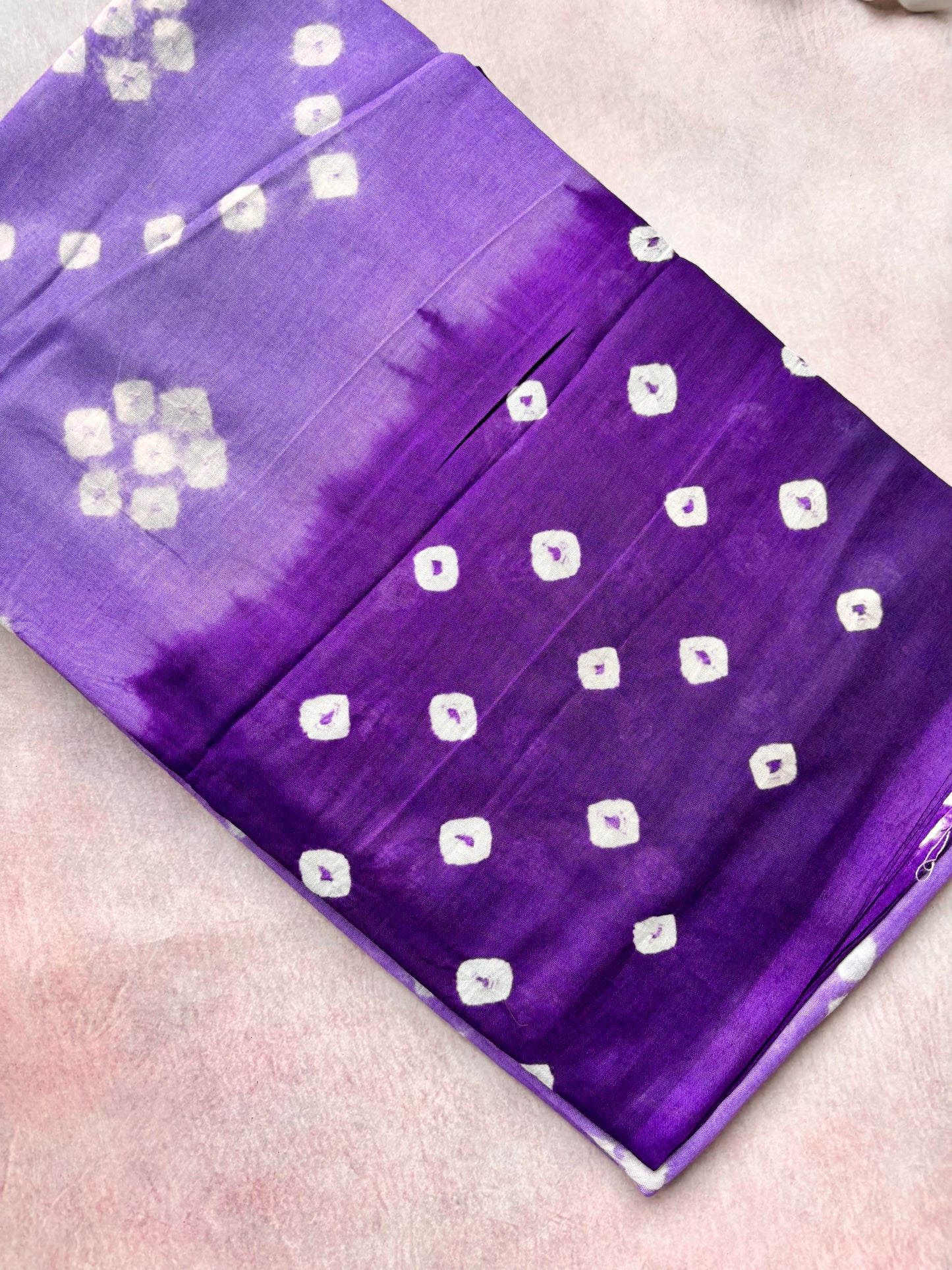 Hand-Knotted Bhandhini Cotton Saree – Lavender with Blue Border (With Blouse)