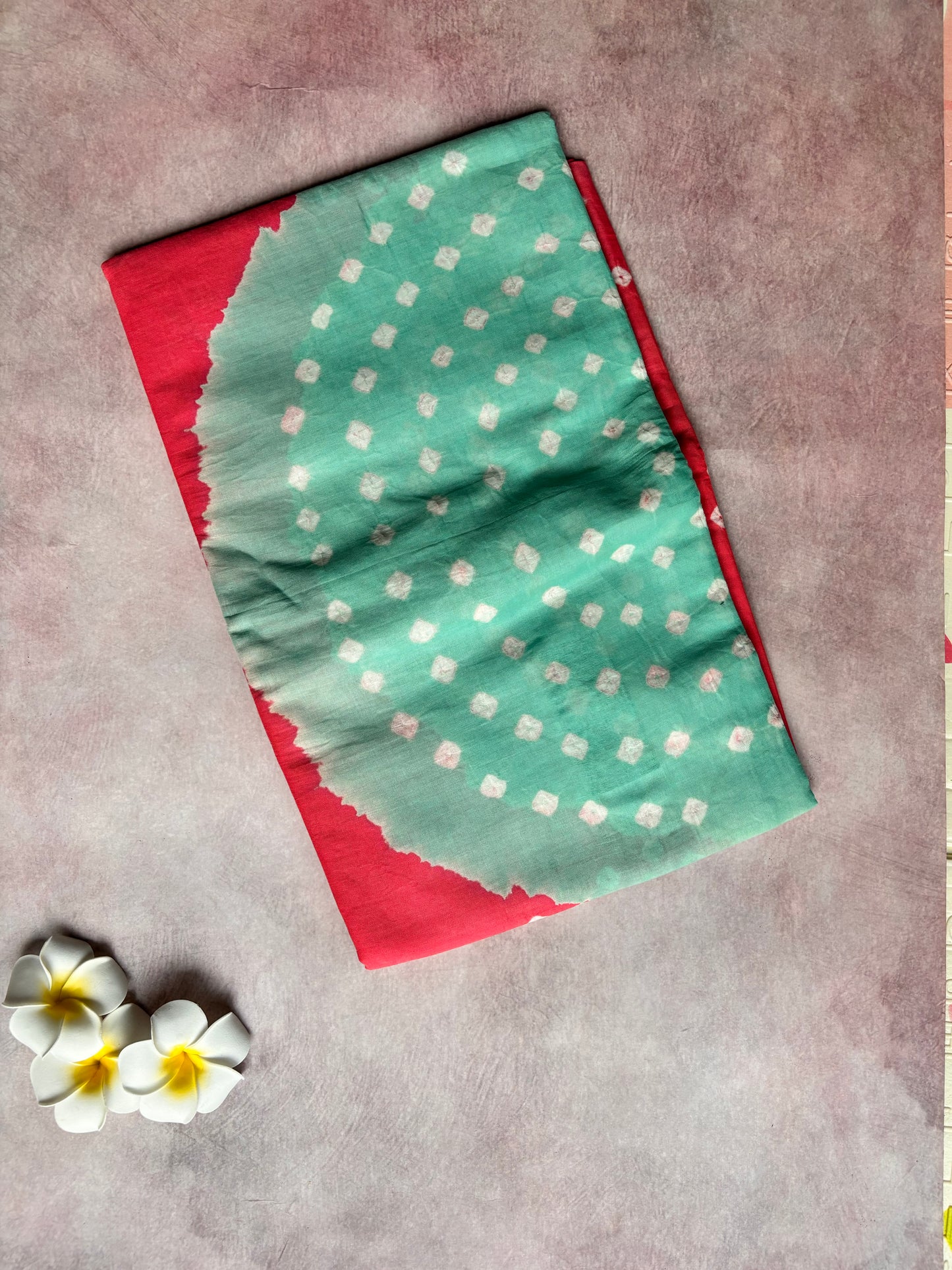 Hand-Knotted Sungudi & Bhandhini Cotton Saree – Pink with Sky Blue (Borderless, With Blouse)