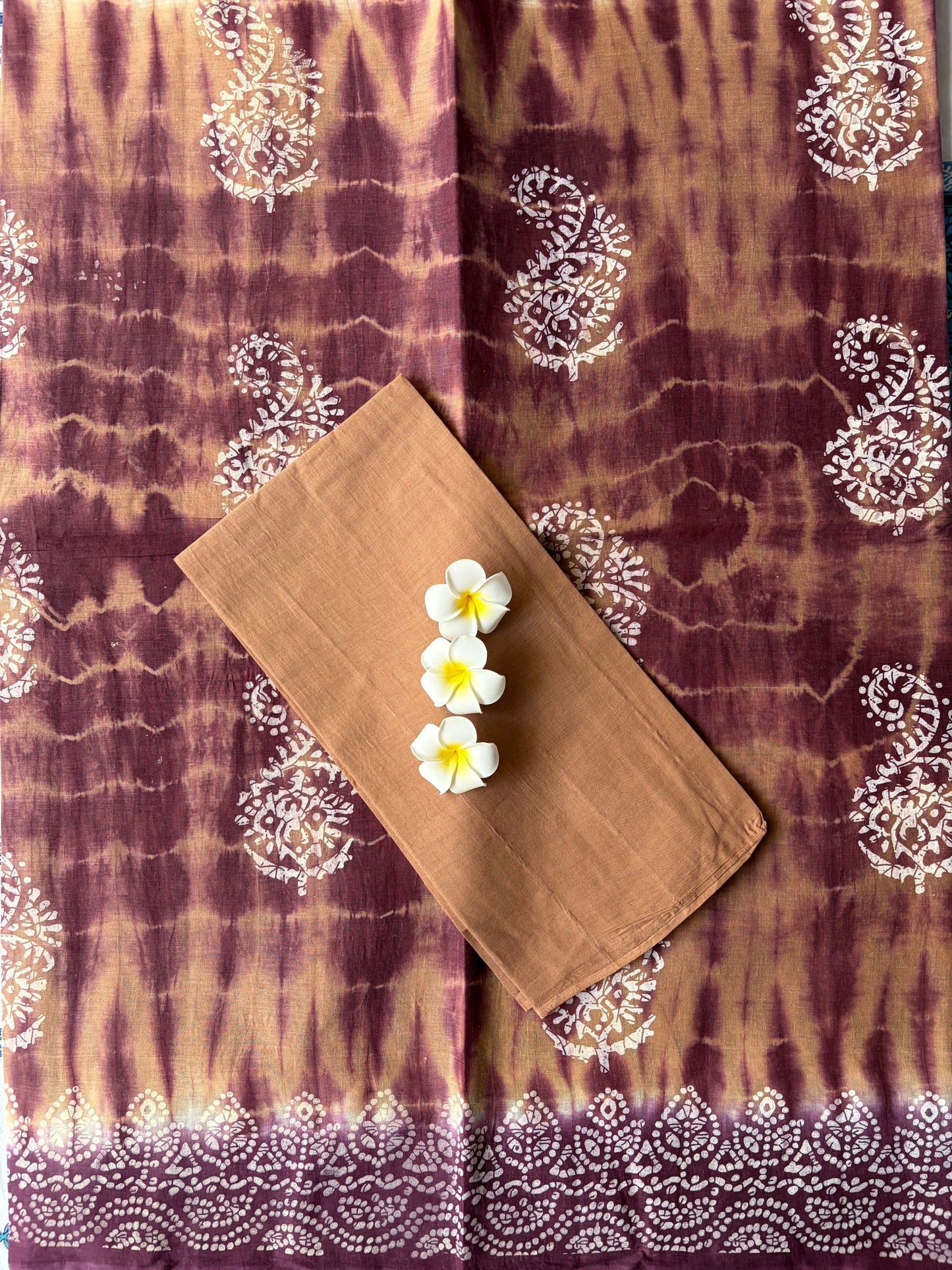 Maroon and Cream tie-dye Shibori Cotton Saree | TLL576