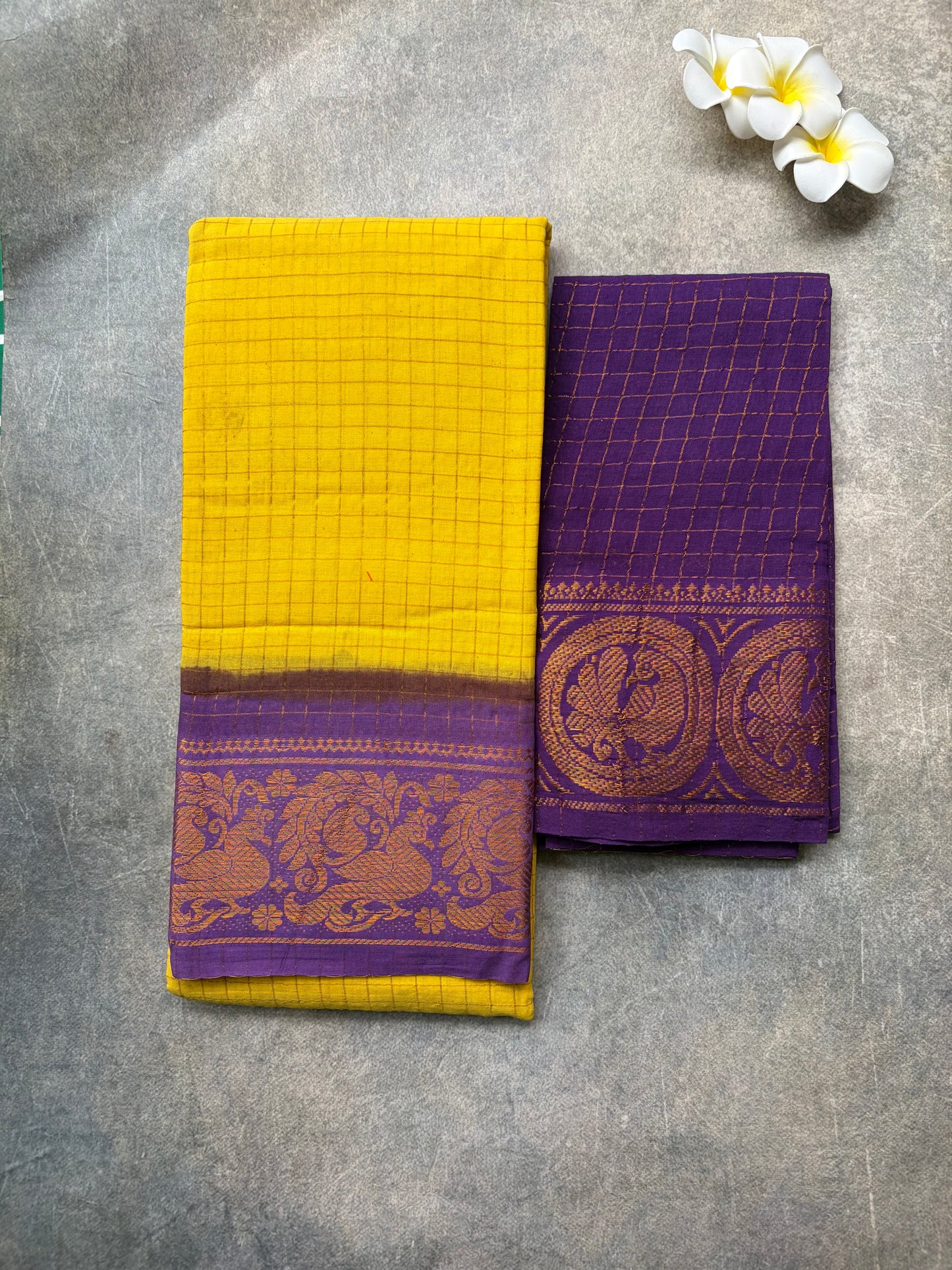 Madurai Sungudi | Yellow with Violet Golden Zari Checked Sungudi Cotton Saree | TLL163