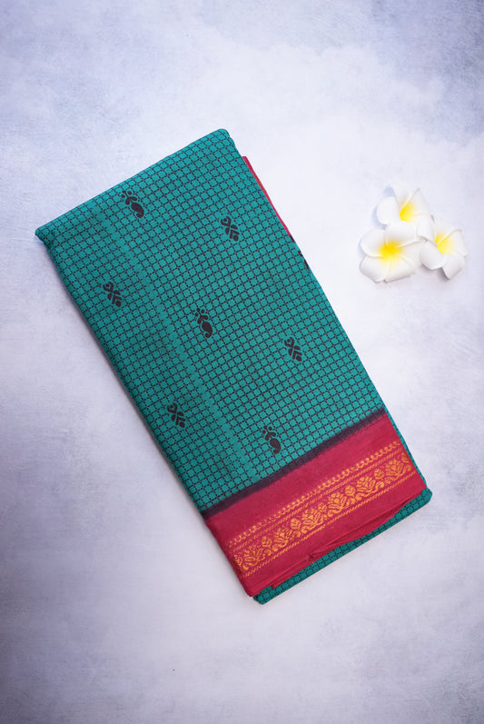 Fancy Checkered Traditional Sungudi Saree in Rama Green (Without Blouse)