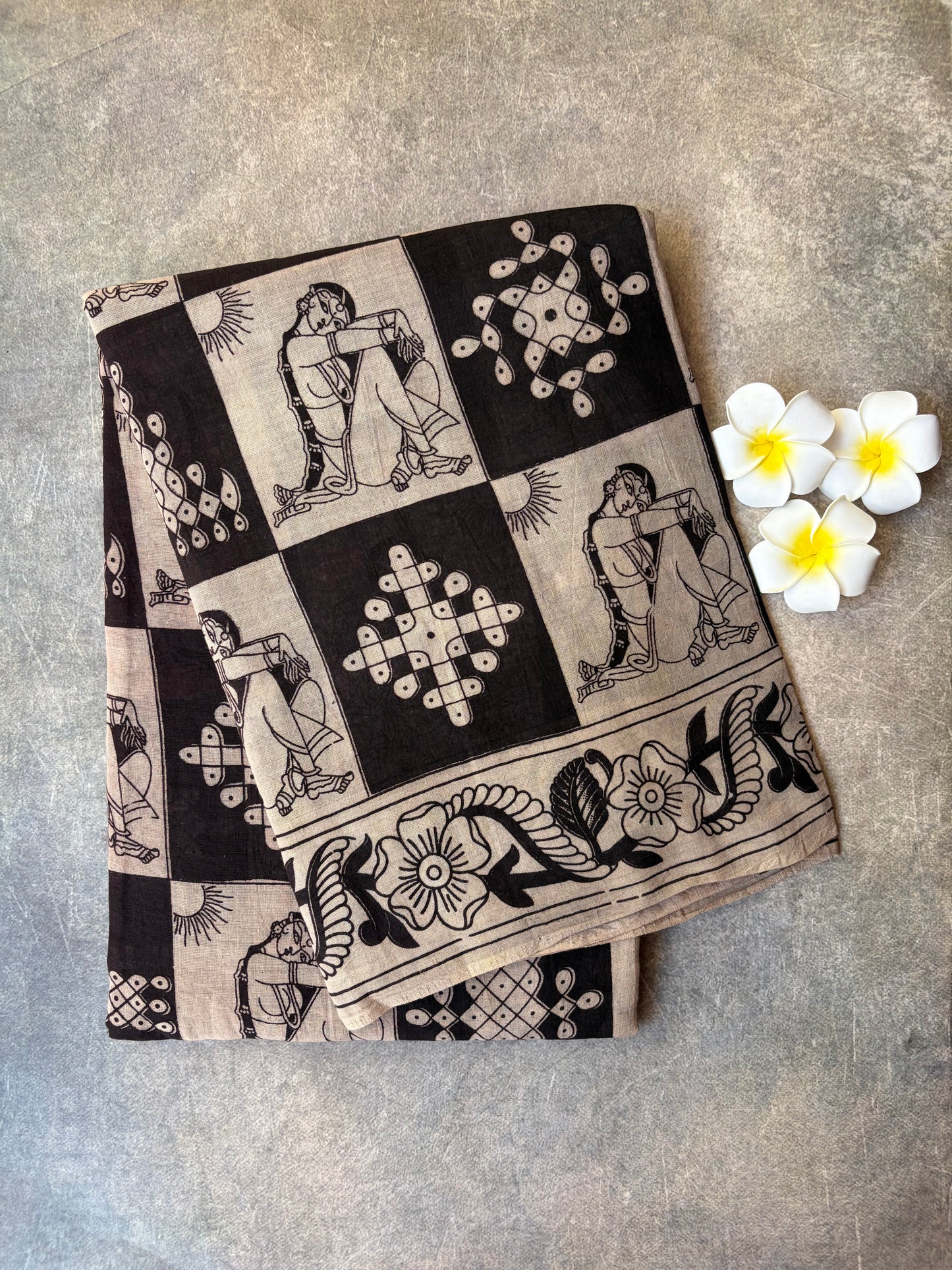 Kalamkari Printed Cotton Saree Black With Cream | TLL423