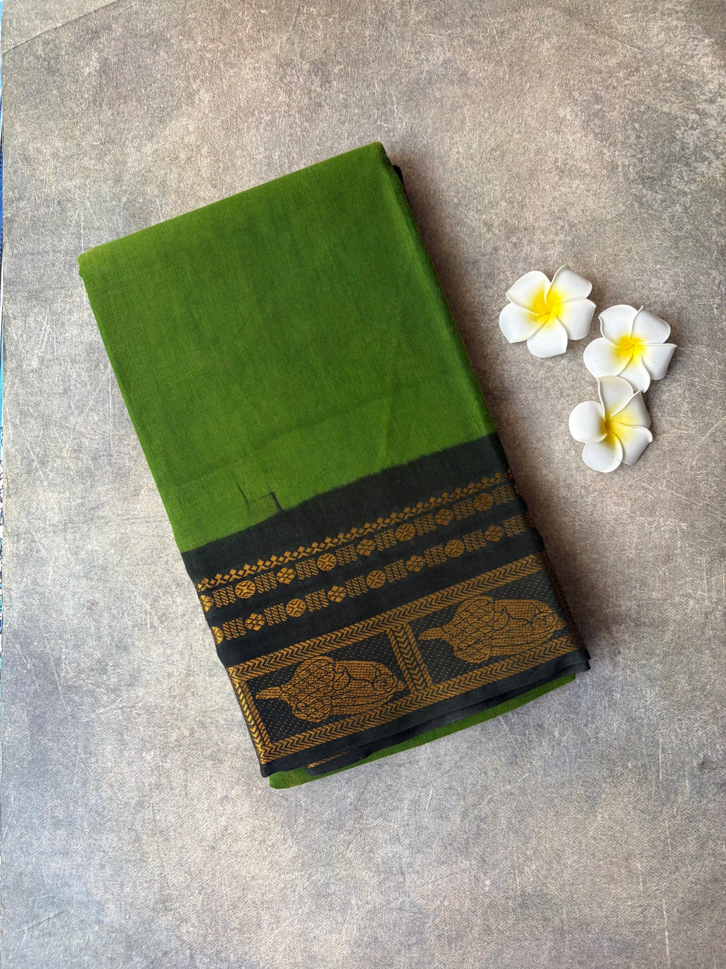 Plain Sungudi Cotton Saree Green | TLL304