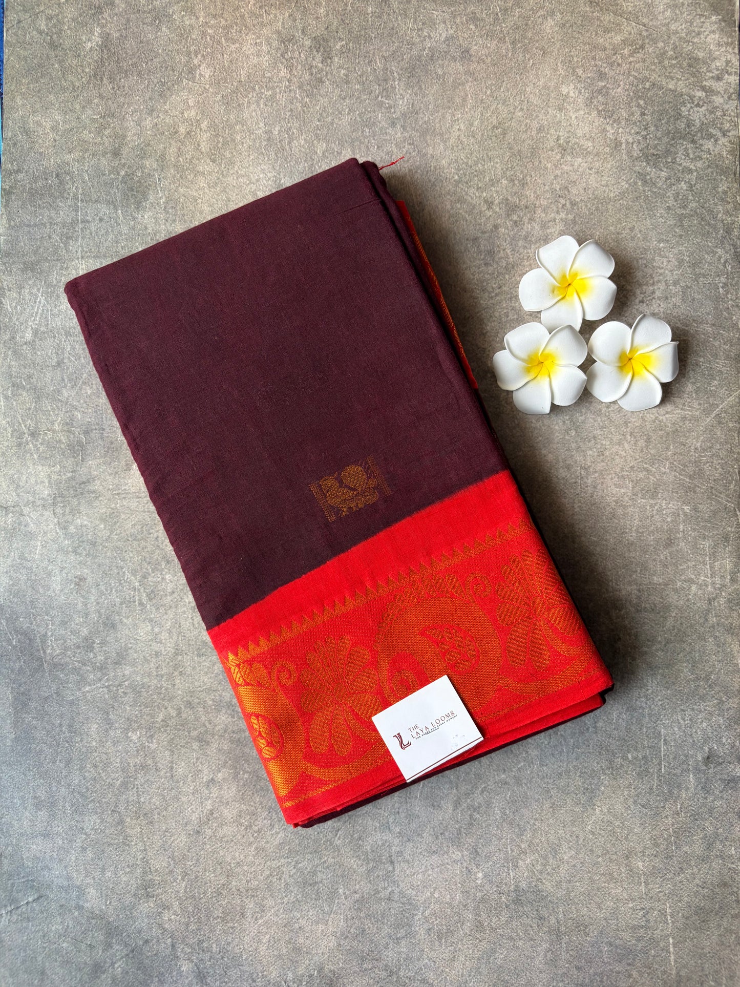 Peacock Zari Maroon with Red Border Sungudi Saree | TLL630