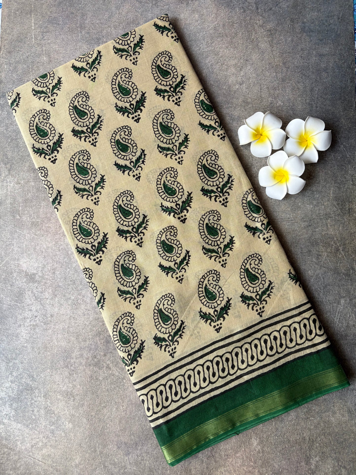 Daily Wear Soft Cotton Saree Cream Colour Under Budget | TLL224