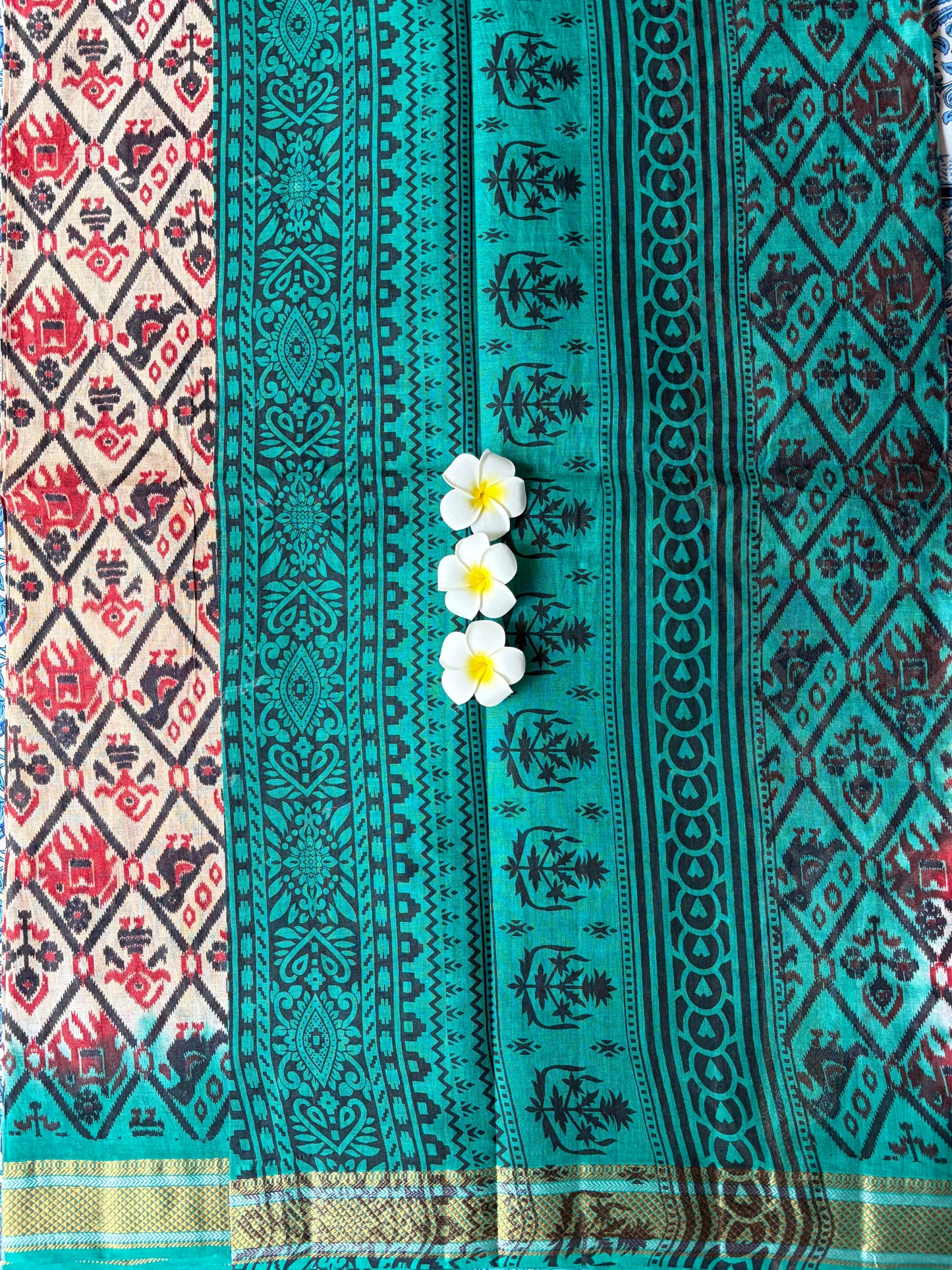Pochampalli Cotton Saree Cream with Teal Green | TLL601