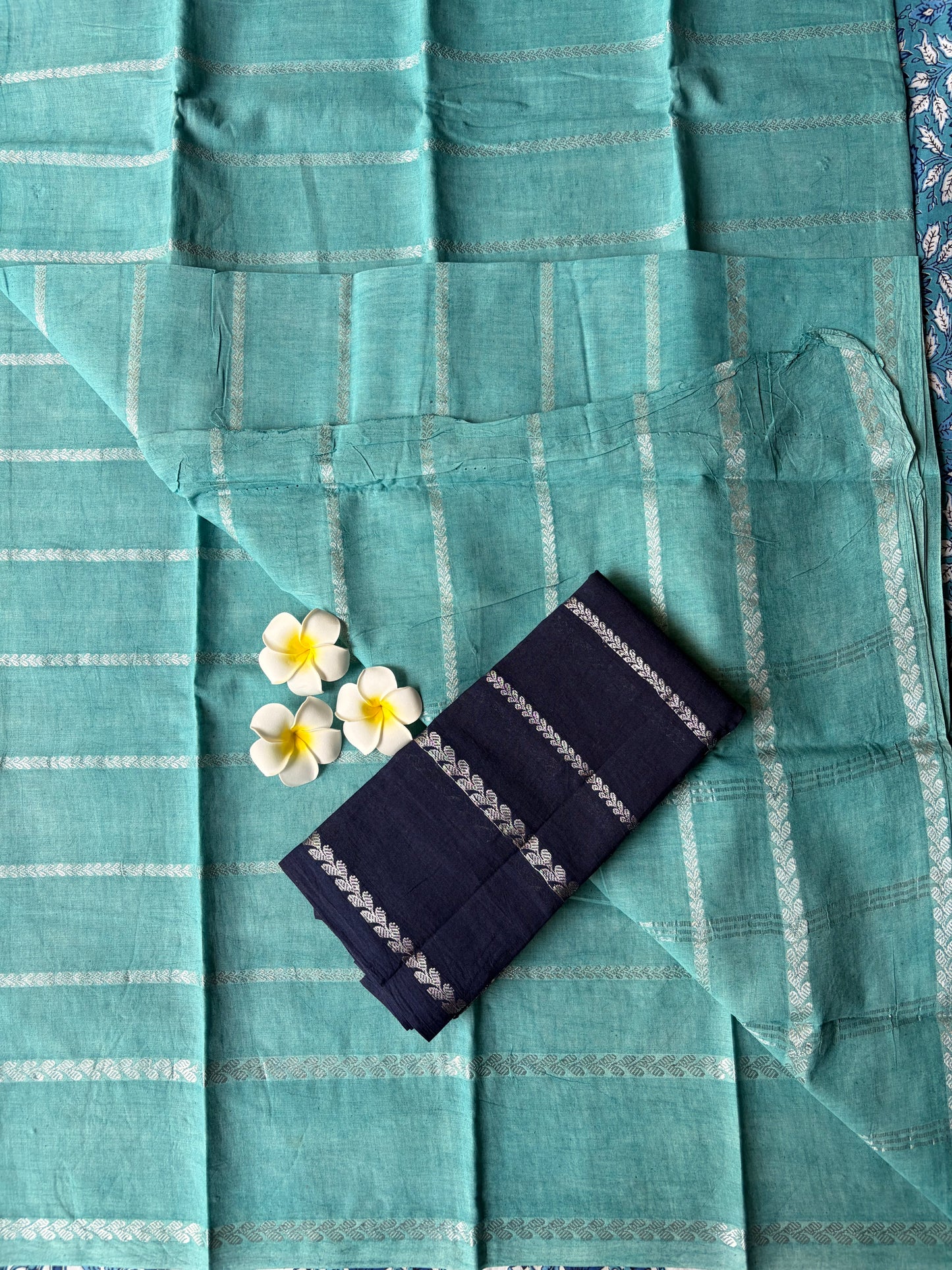 Light Blue Sungudi saree With velthari design | TLL184