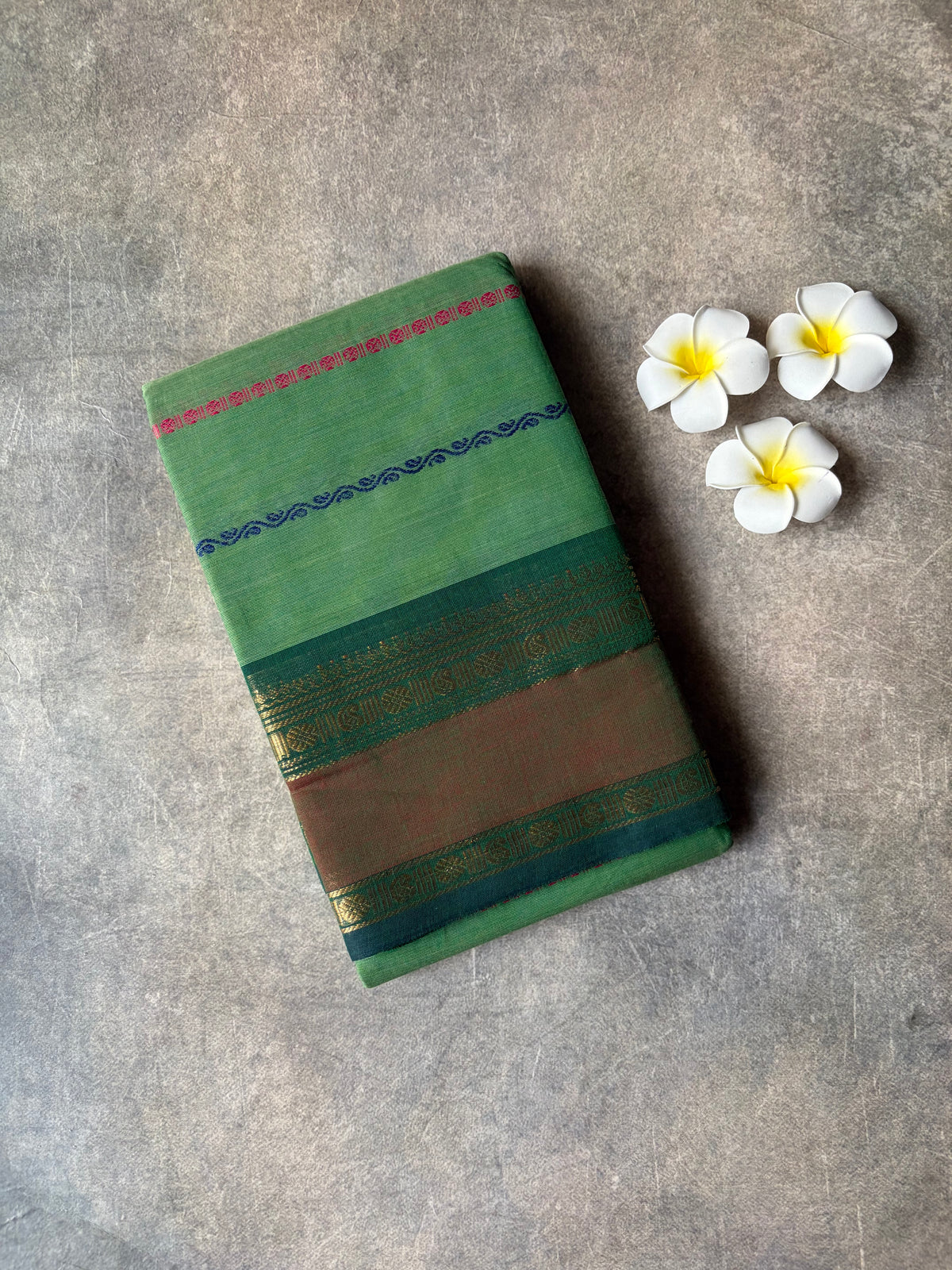 Kanchi Cotton Saree Velthari Leaf Green | TLL701