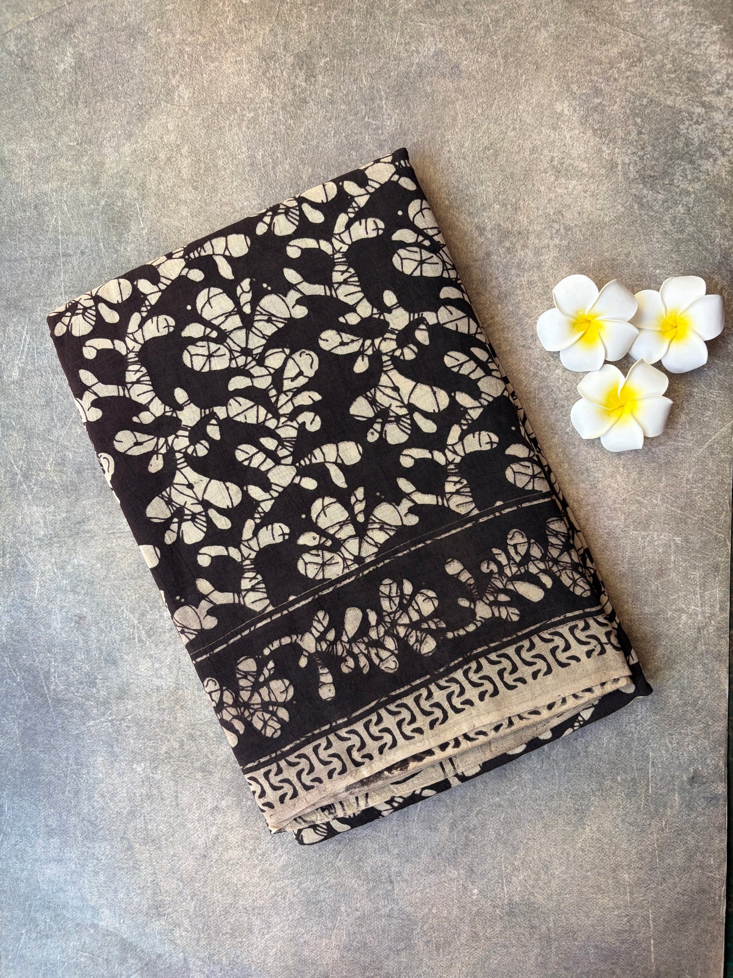 Kalamkari Printed Cotton Saree Black | TLL426