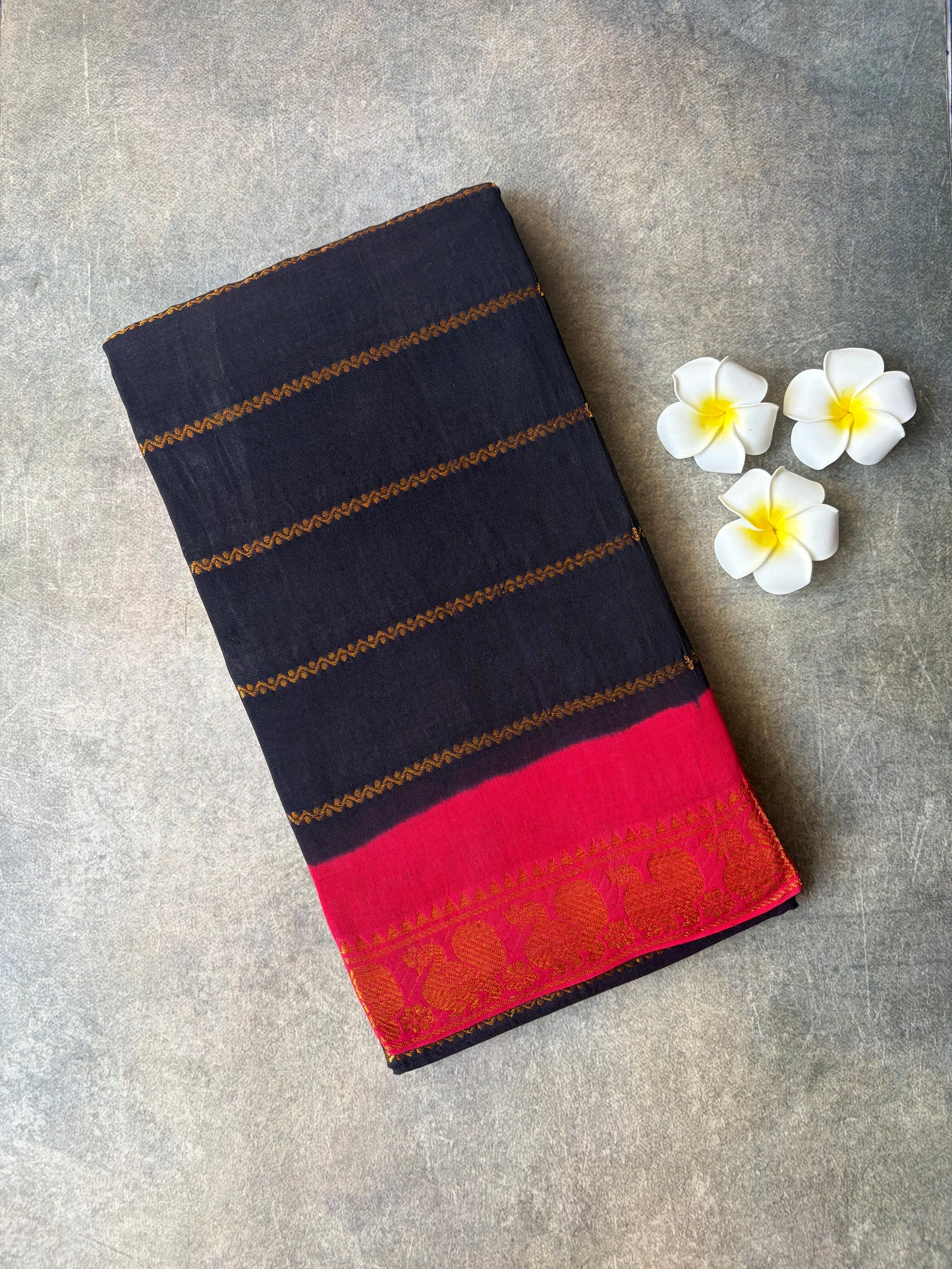 Velthari Sungudi Cotton Saree Dark Navy Blue | TLL324
