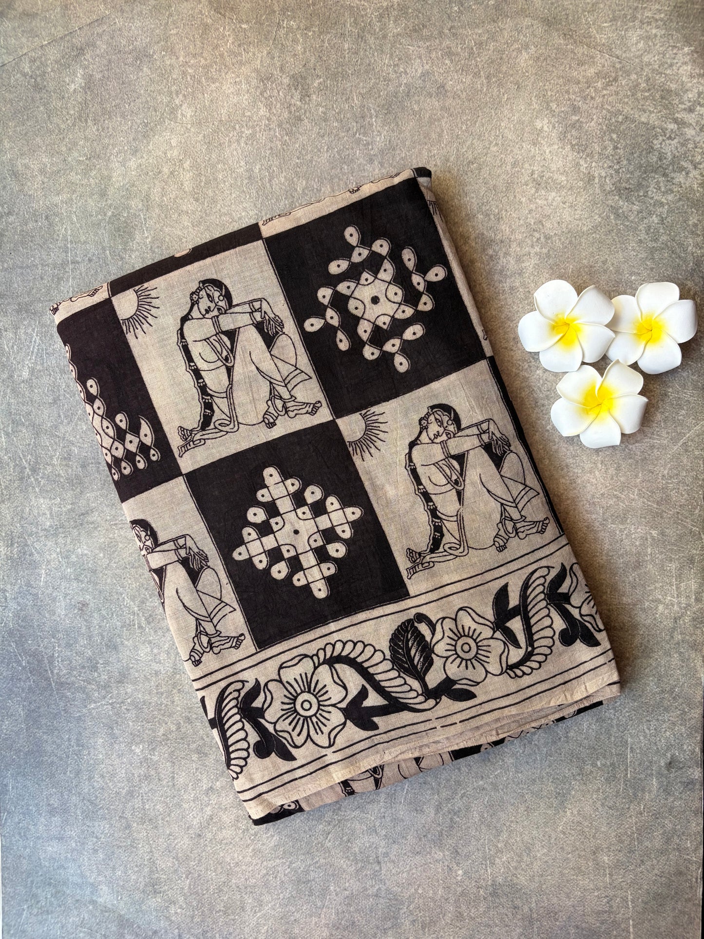 Kalamkari Printed Cotton Saree Black With Cream | TLL423