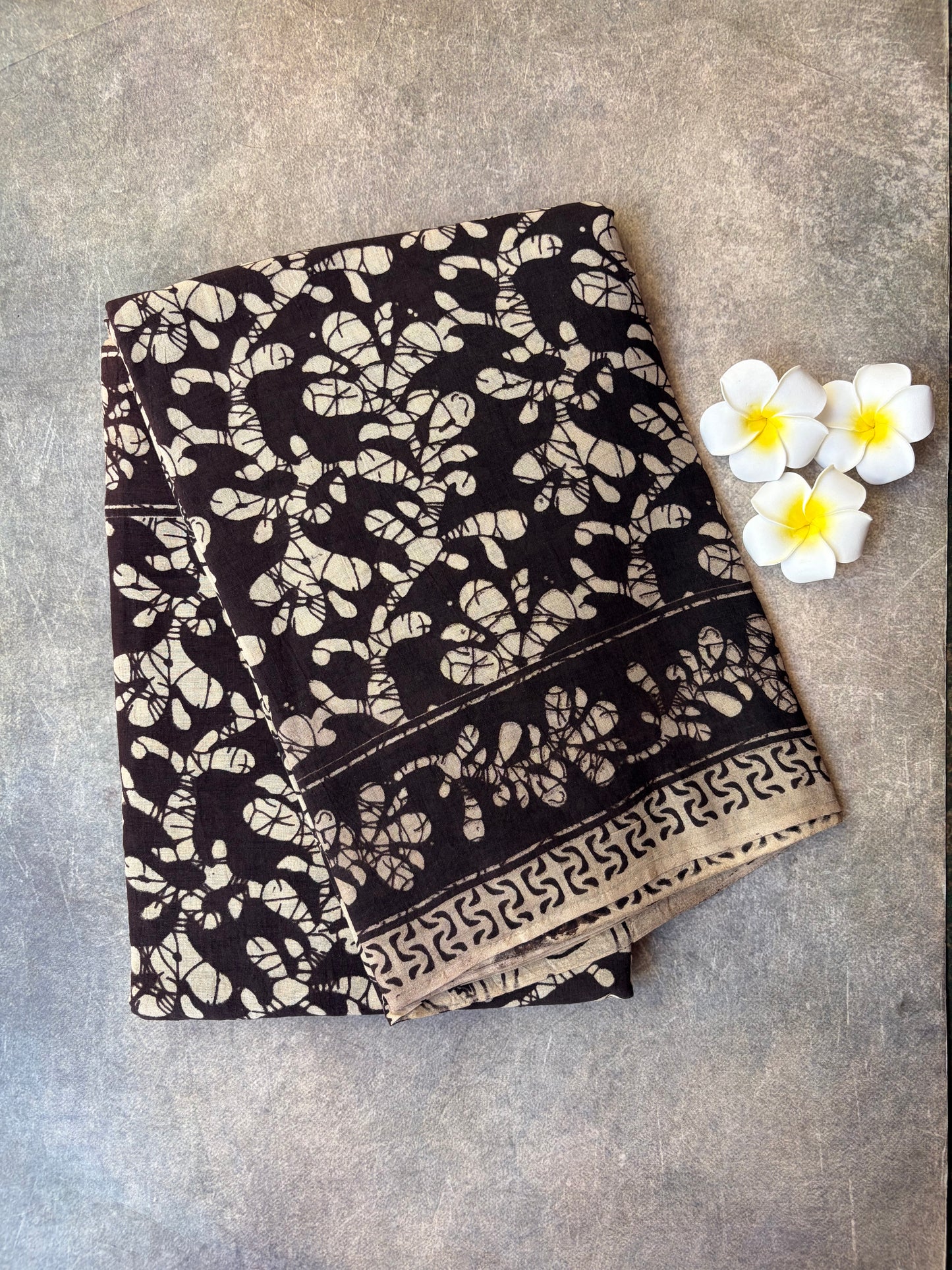 Kalamkari Printed Cotton Saree Black | TLL426