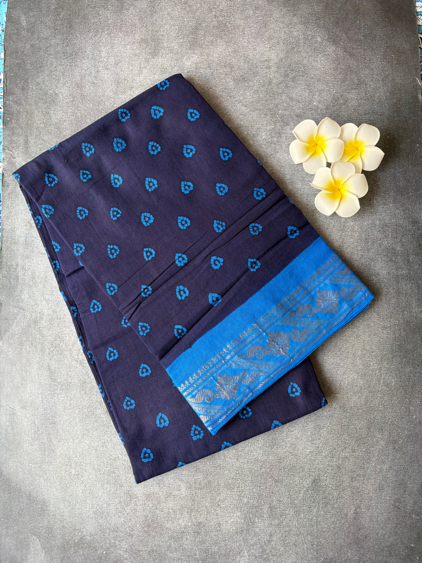 Authentic Soft Sungudi Cotton Saree – Blue with Heart Motifs & Blue Border | TLL094
