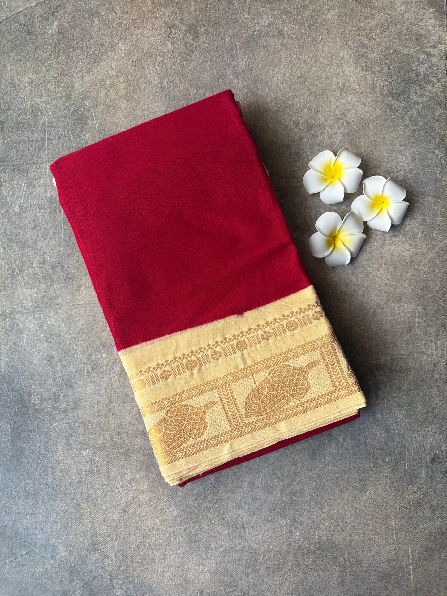 Plain Sungudi Cotton Saree Red | TLL302