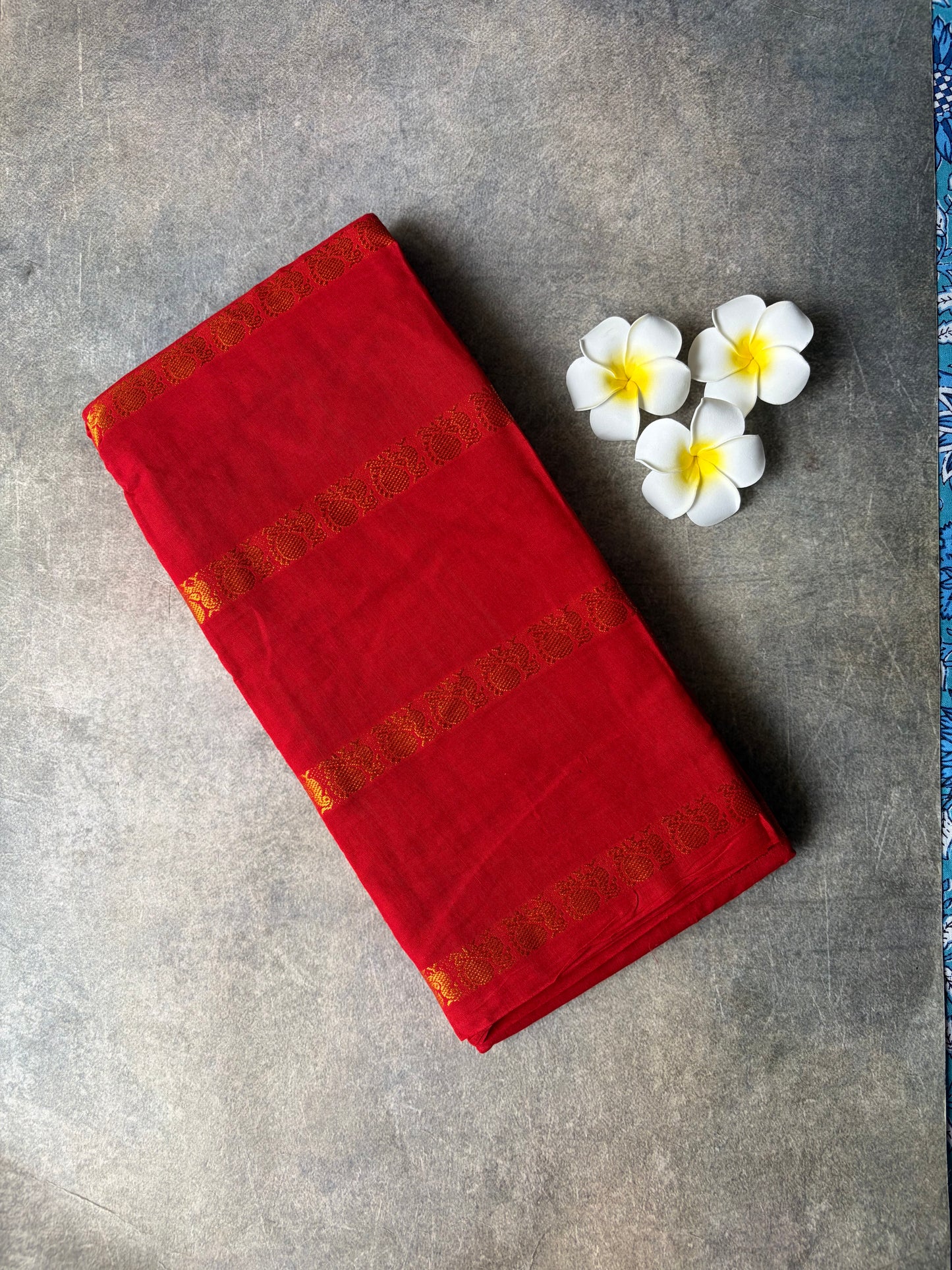 Red colour Sungudi Saree with Velthari Design | TLL203