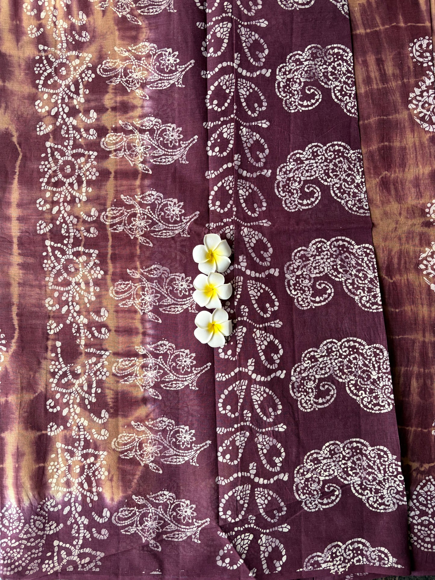 Maroon and Cream tie-dye Shibori Cotton Saree | TLL576