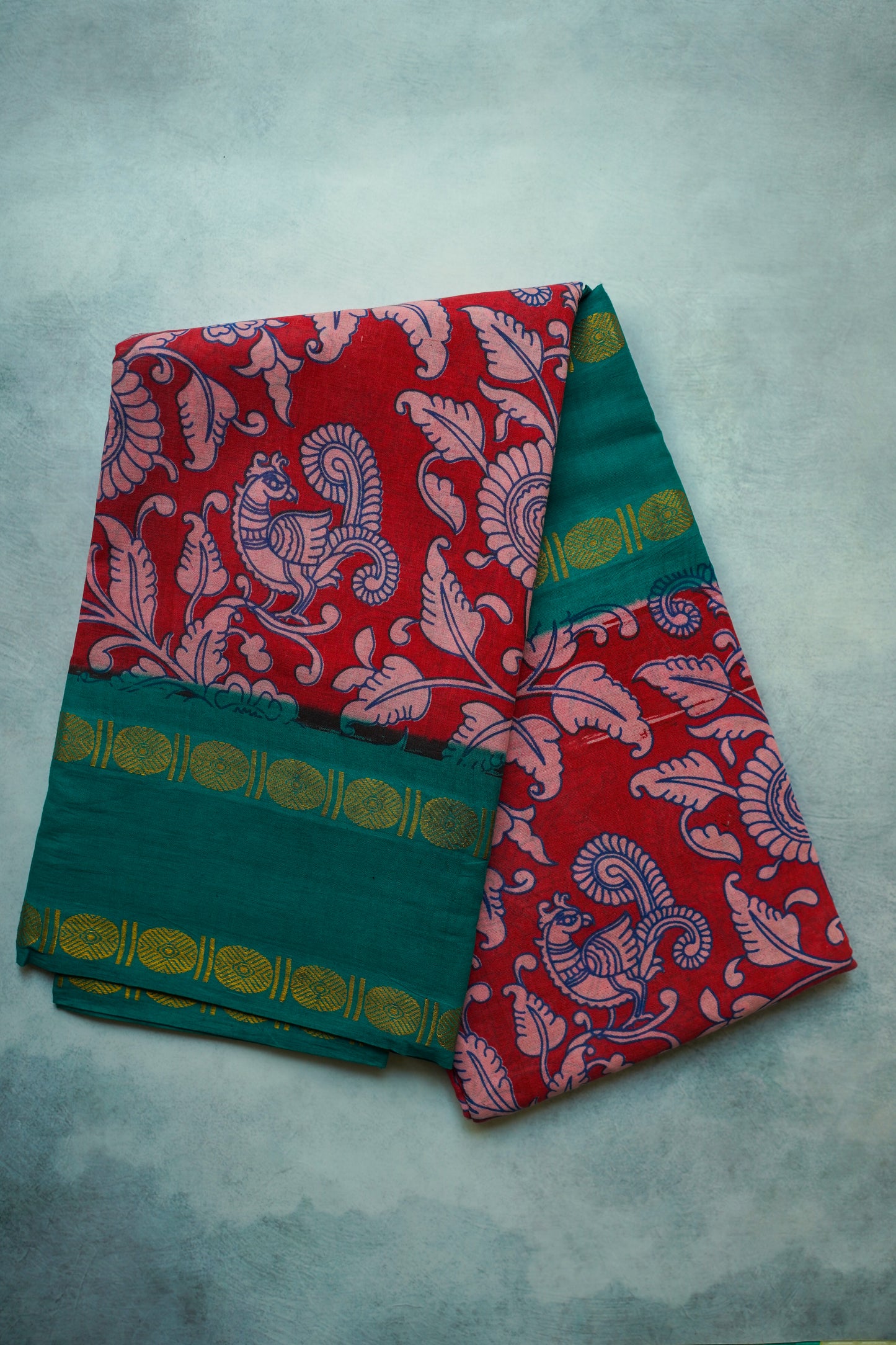 Ajrah print sungudi with teal blue border - kalamkari print