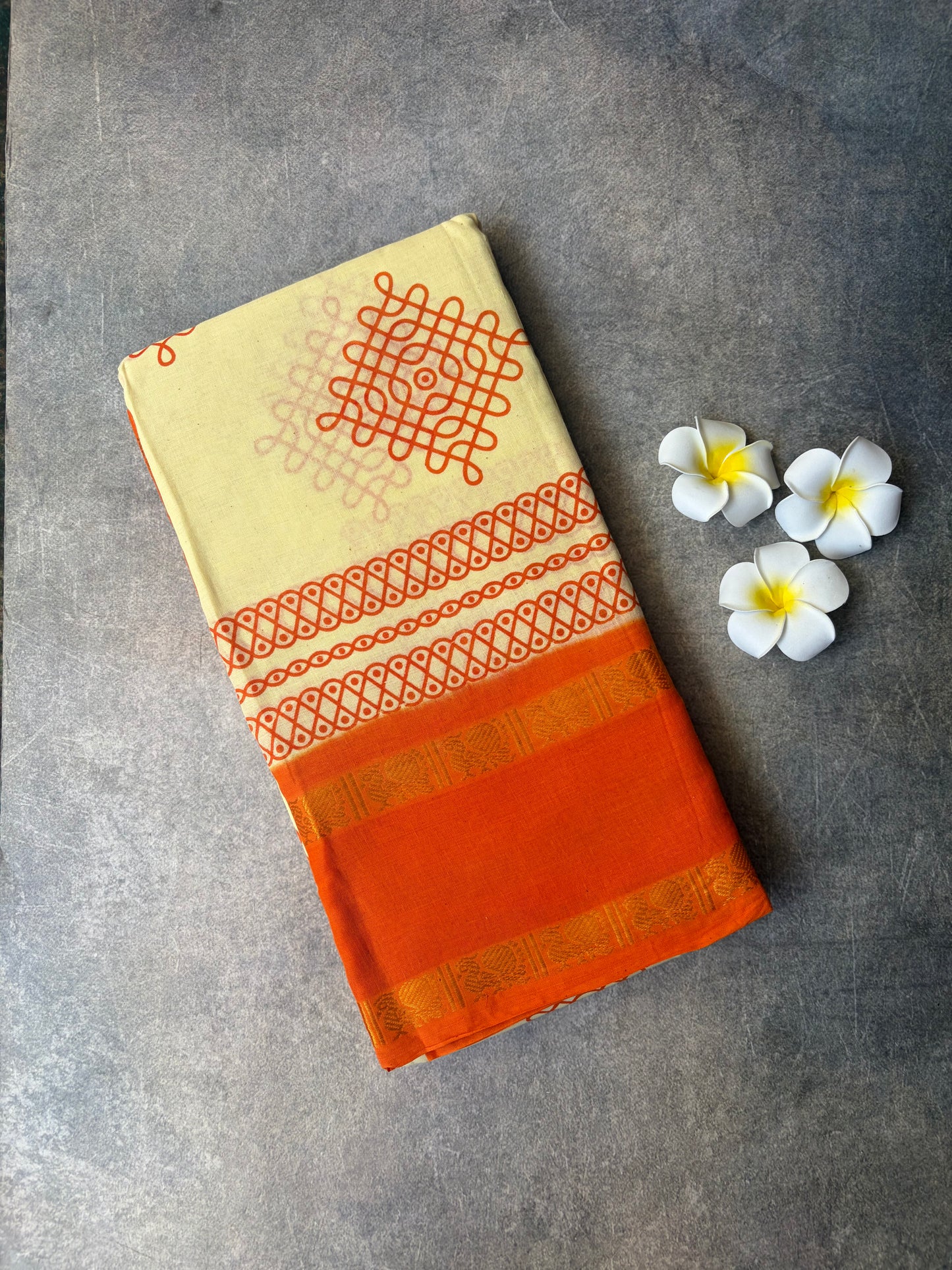 Kolam Printed Sungudi Cotton Saree Half-White | TLL395