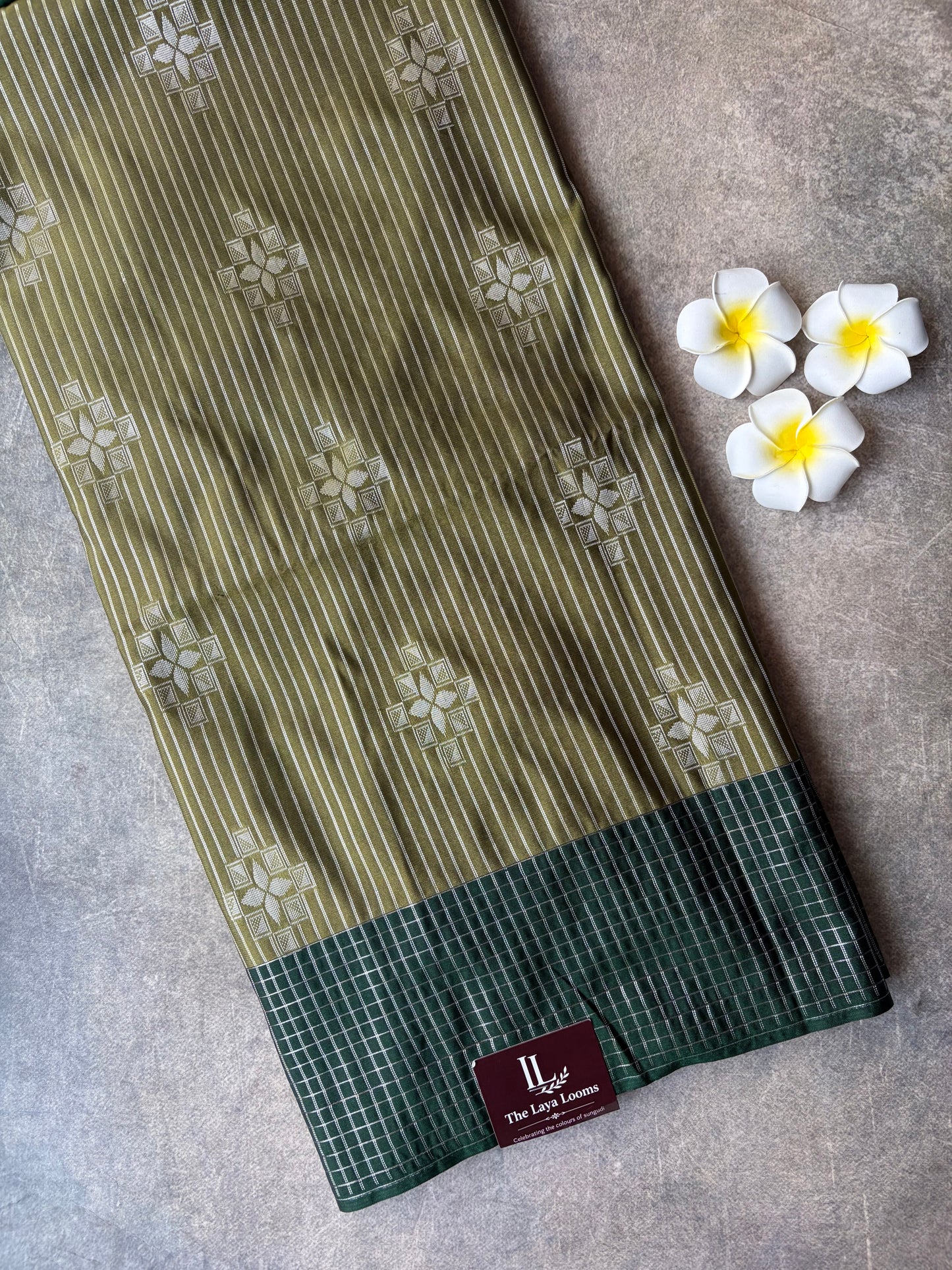 Soft Silk Moss Green | TLL316