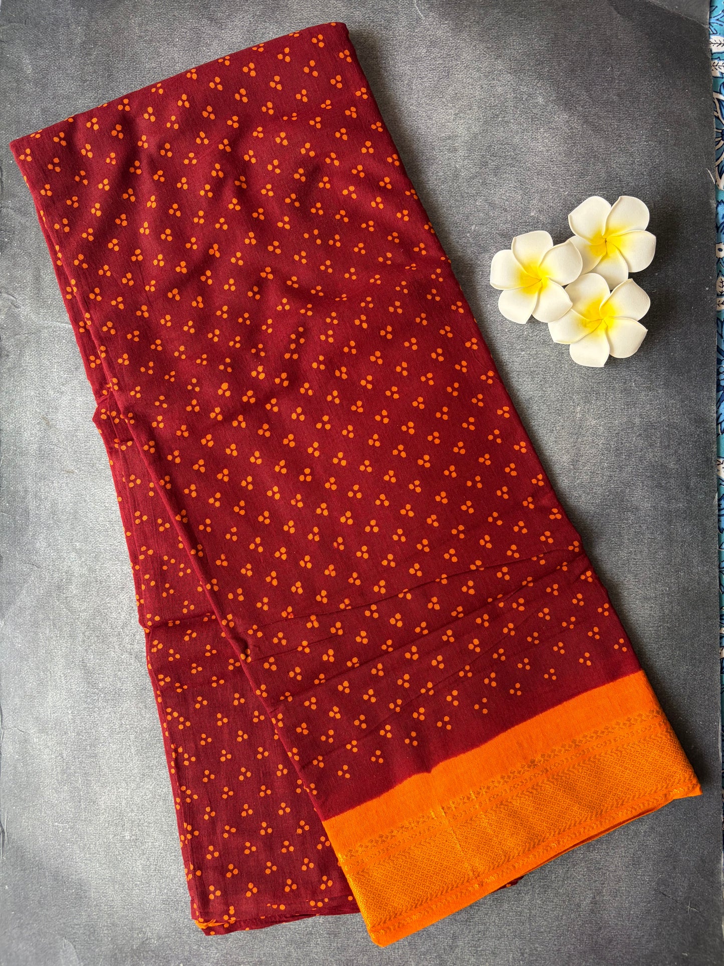 Authentic Soft Sungudi Cotton Saree – Maroon with 3 Pulli Design & Orange Border | TLL096