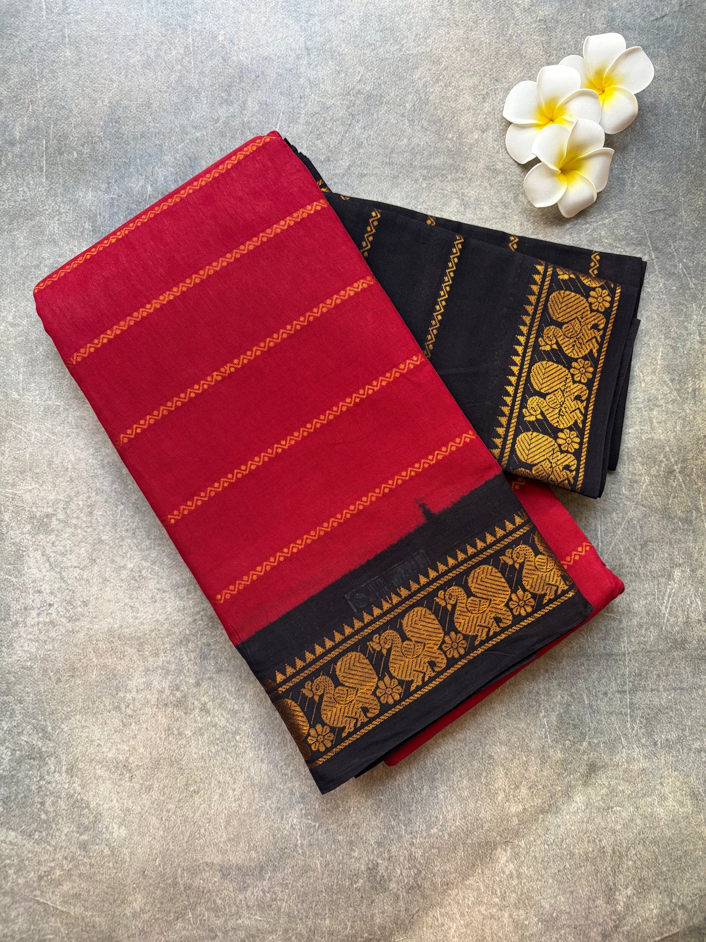 Celebrity Inspired Sungudi | kumkuma colour velthari