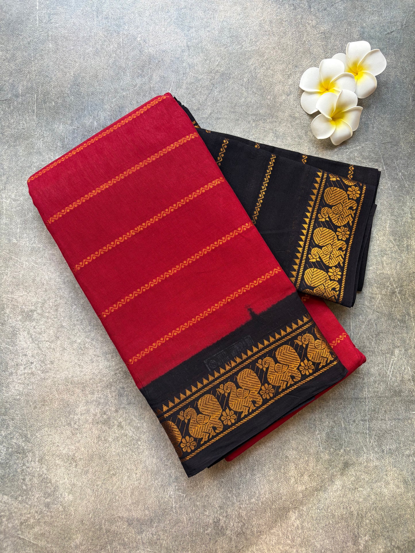 Celebrity Inspired Sungudi | kumkuma colour velthari