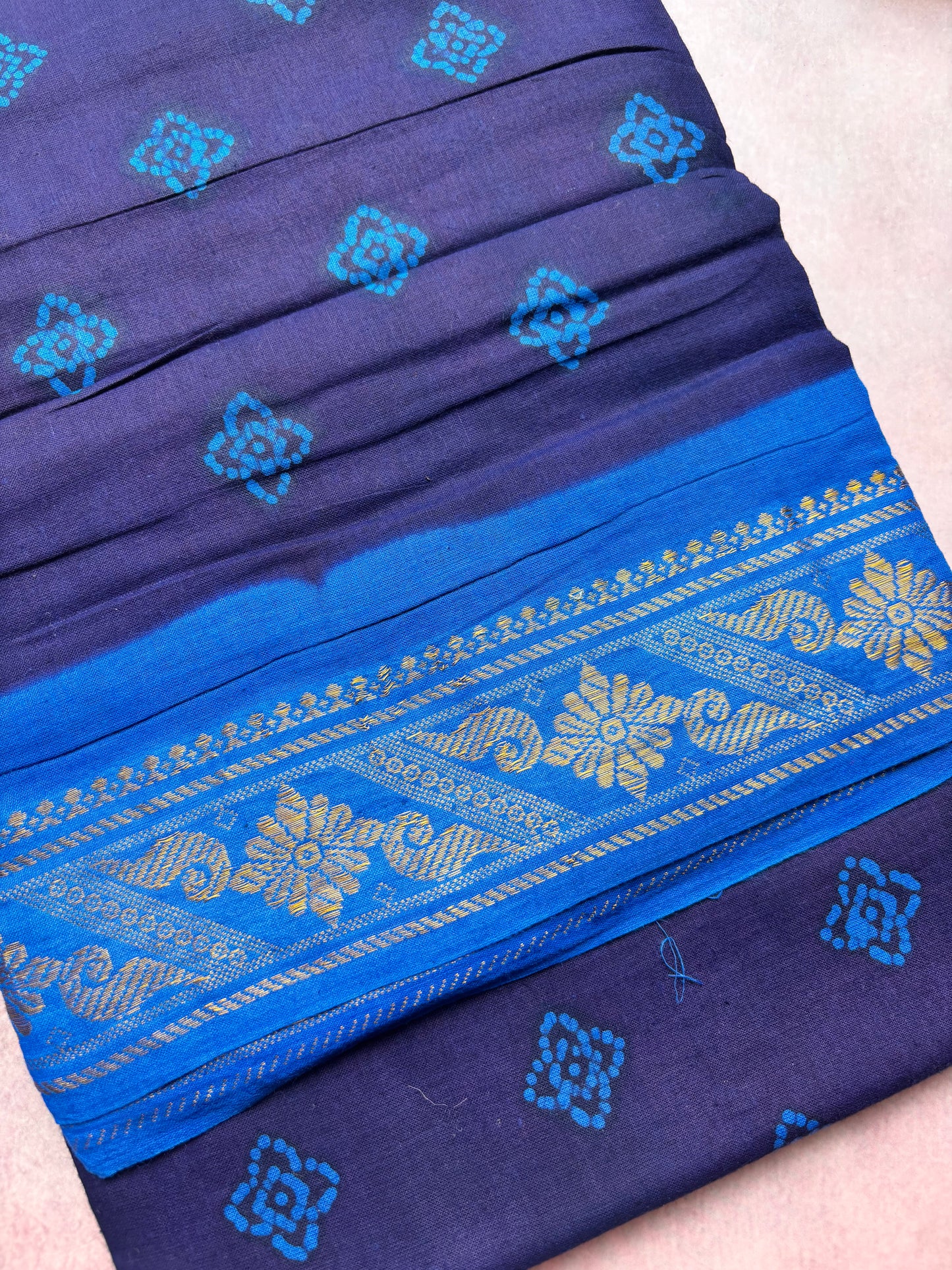 Authentic Soft Sungudi Cotton Saree – Navy Blue with Blue Floral Motifs & Blue Border