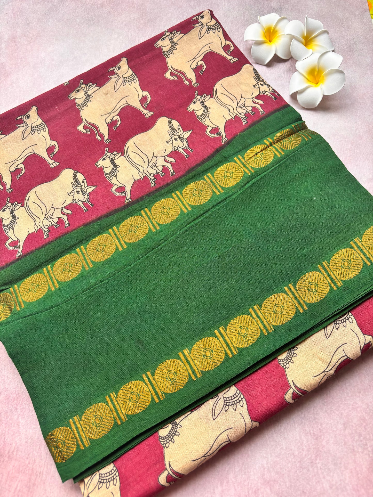 Soft Madurai Sungudi Cotton Saree – Pichwai Pattern with Rettapet Border & Green Dollar Design Border
