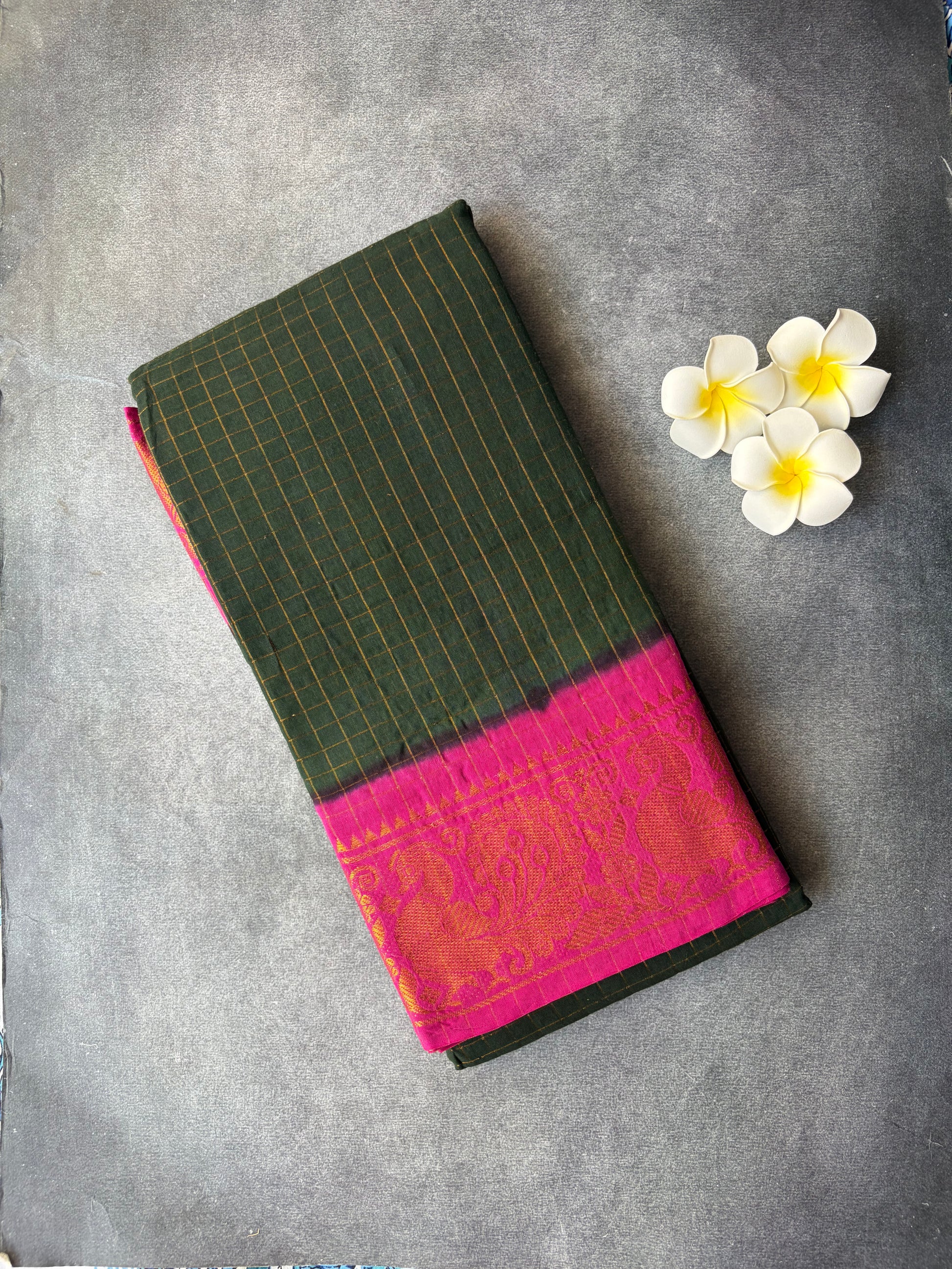 Madurai Sungiudi Dark Green Saree
