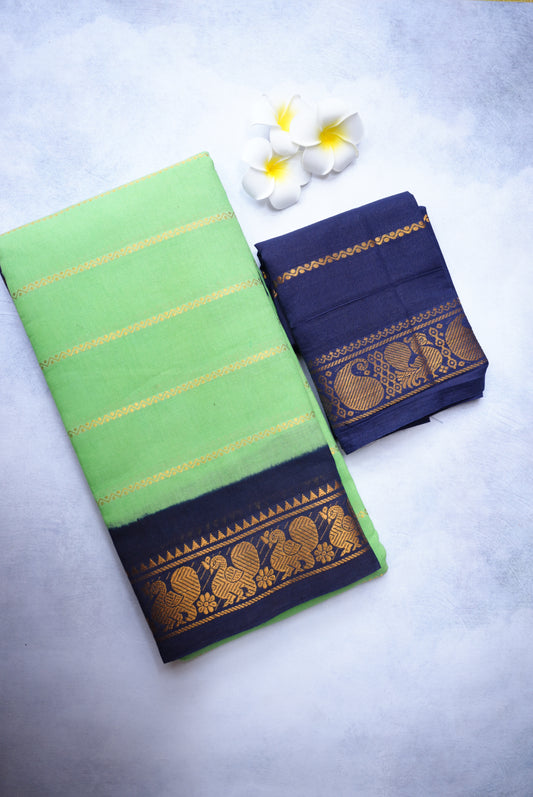 Sungudi Velthari Small Border Green Saree with Dark Blue Border and Blouse