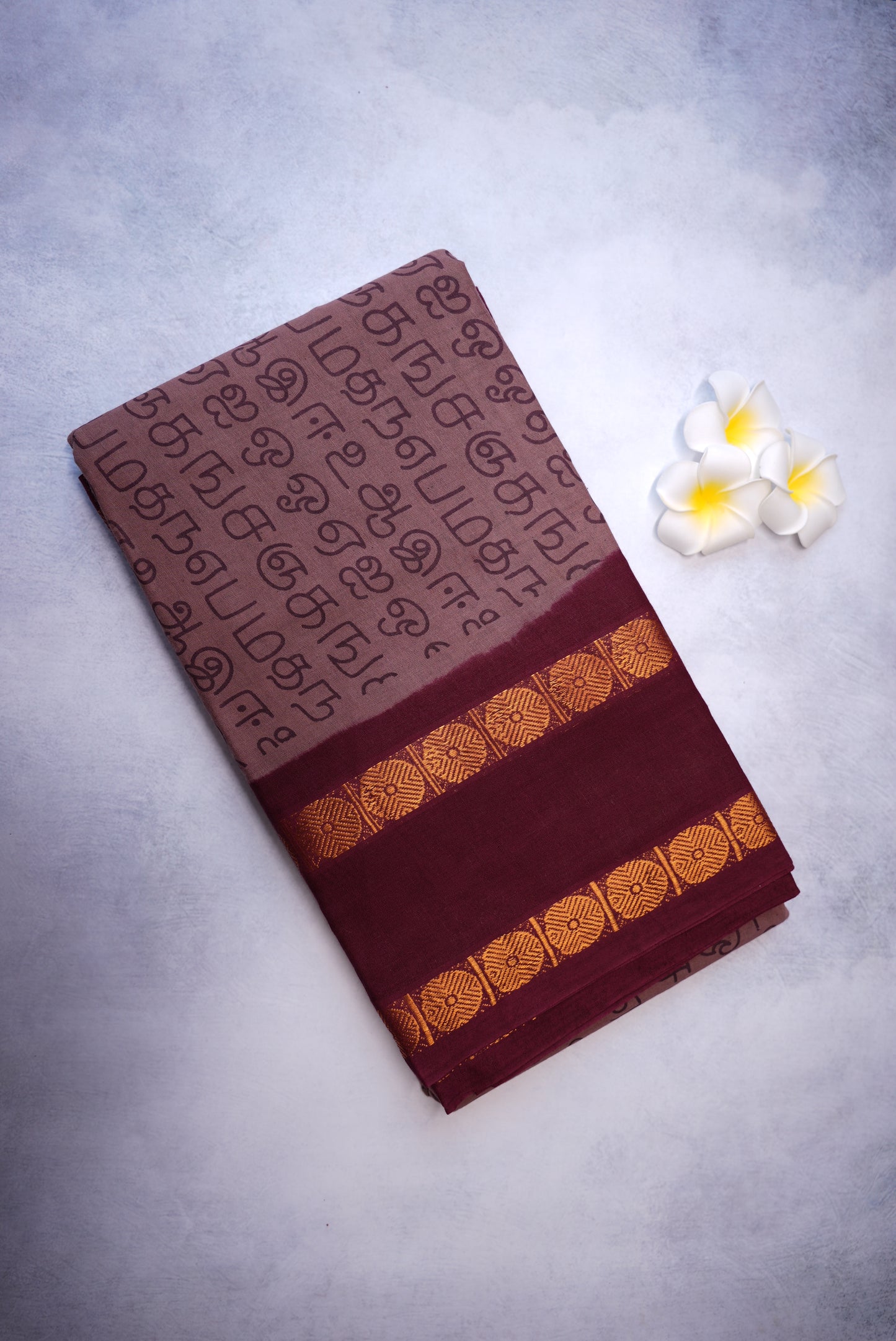 Tamil Letter Printed Sungudi Saree – Maroon Saree with Dark Maroon Border