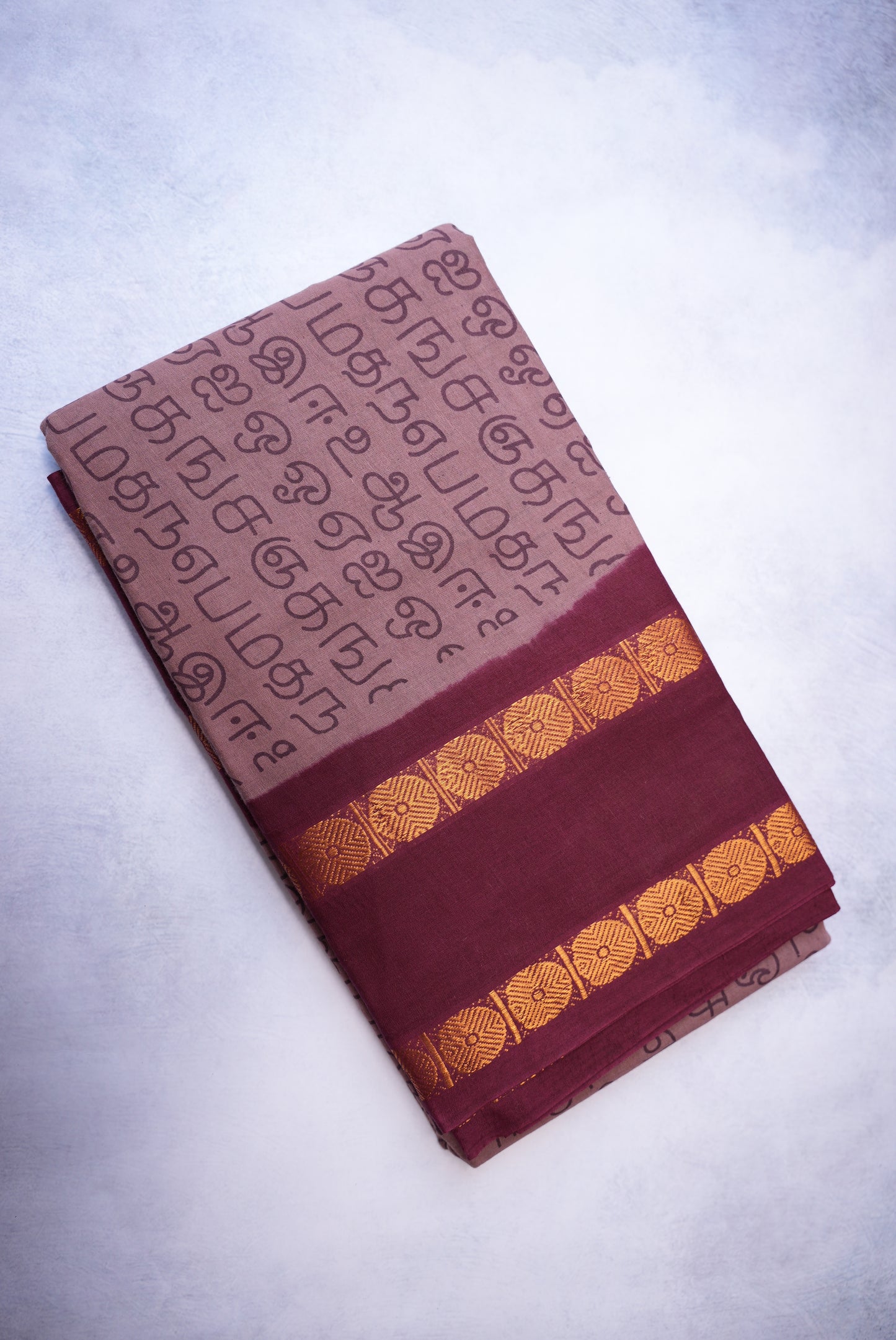 Tamil Letter Printed Sungudi Saree – Maroon Saree with Dark Maroon Border