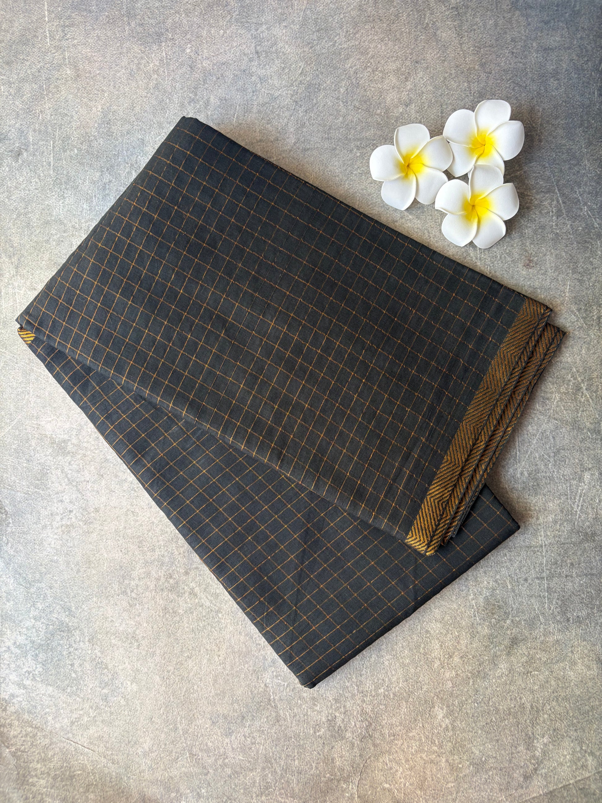 checked sungudi Sarees Black
