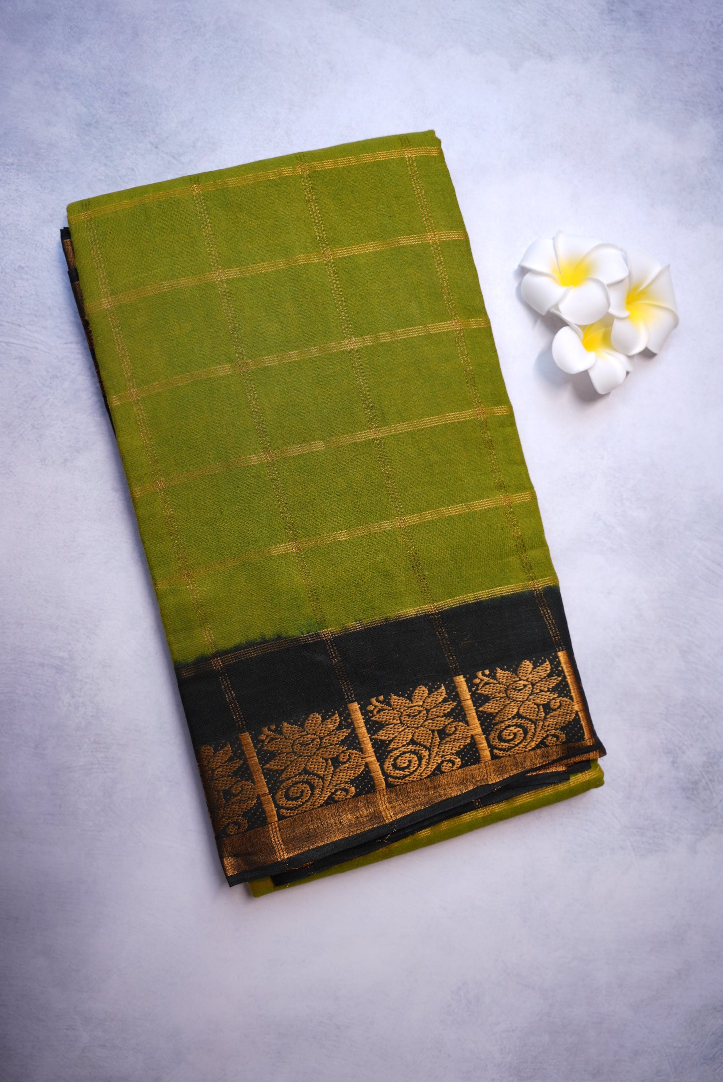 Green Saree with black Border and Kattam Printed Design