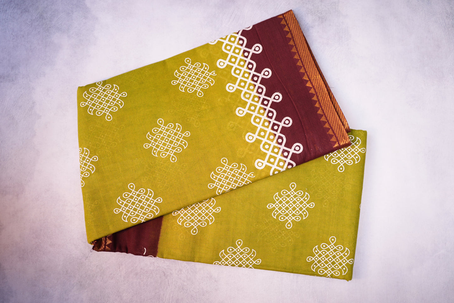 Kolam Printed Sungudi Saree – Mehendi Green with Brown Border (With Blouse)