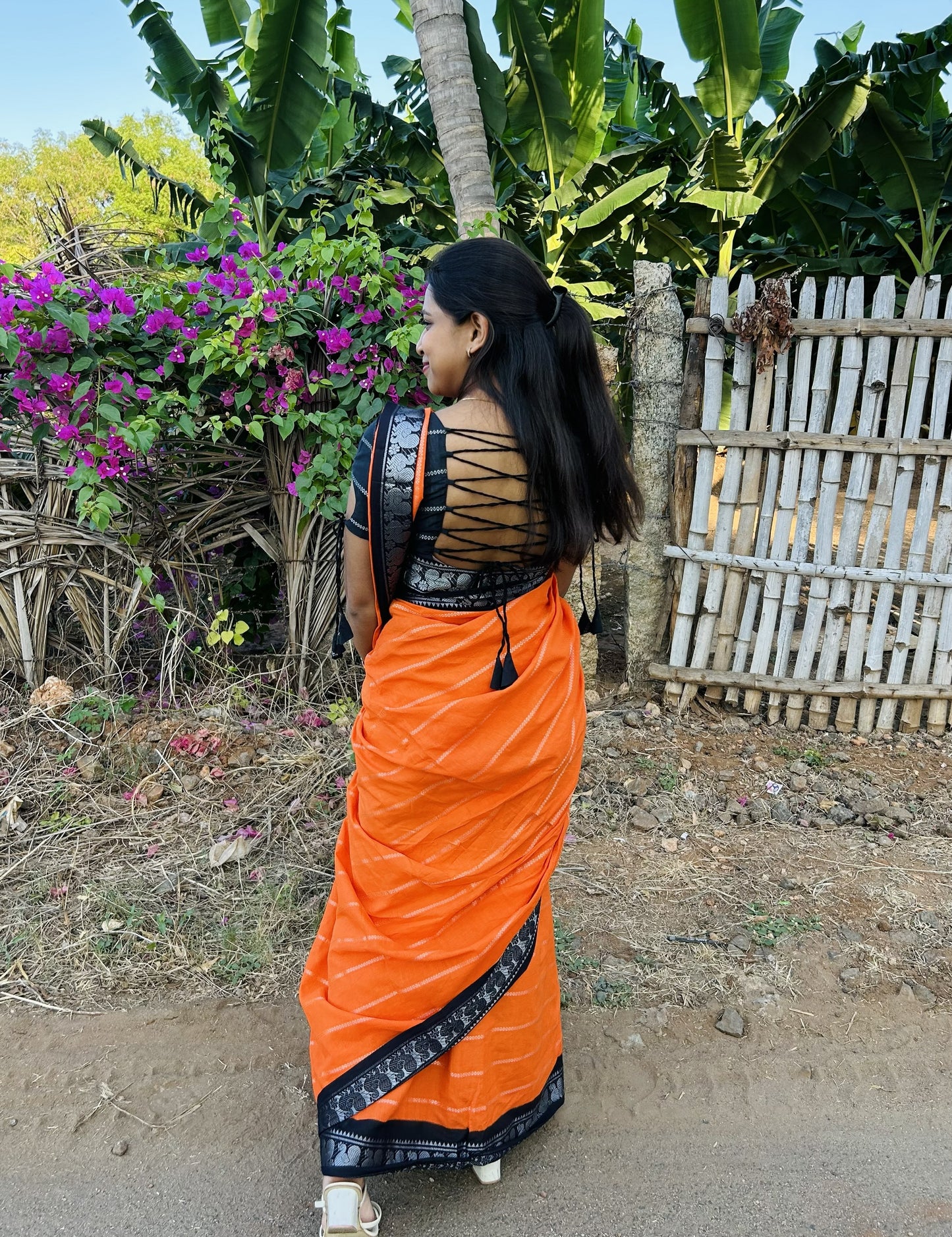 Silver Velthari Sugudi | Orange with black border