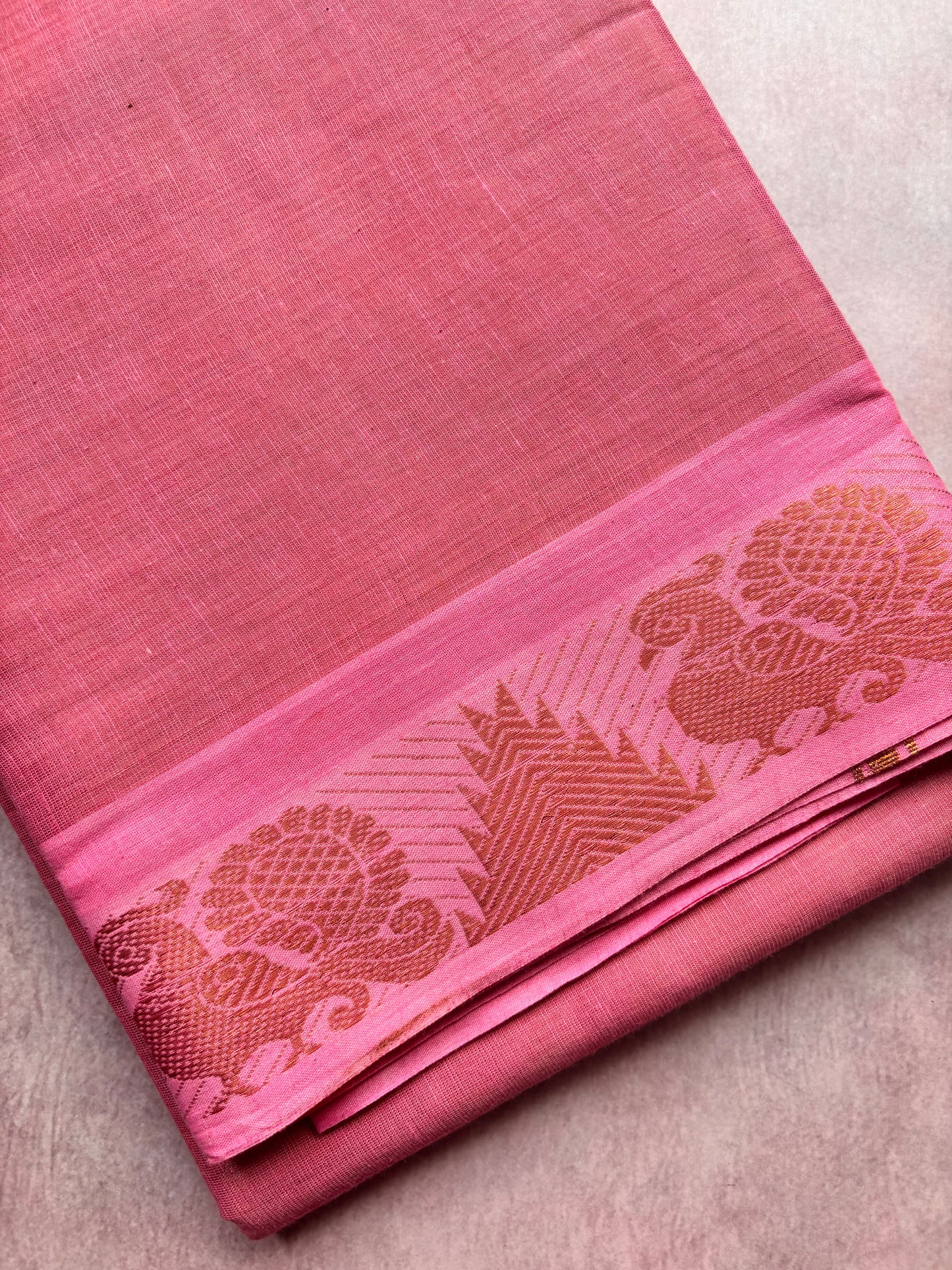 Pink tissue sungudi saree