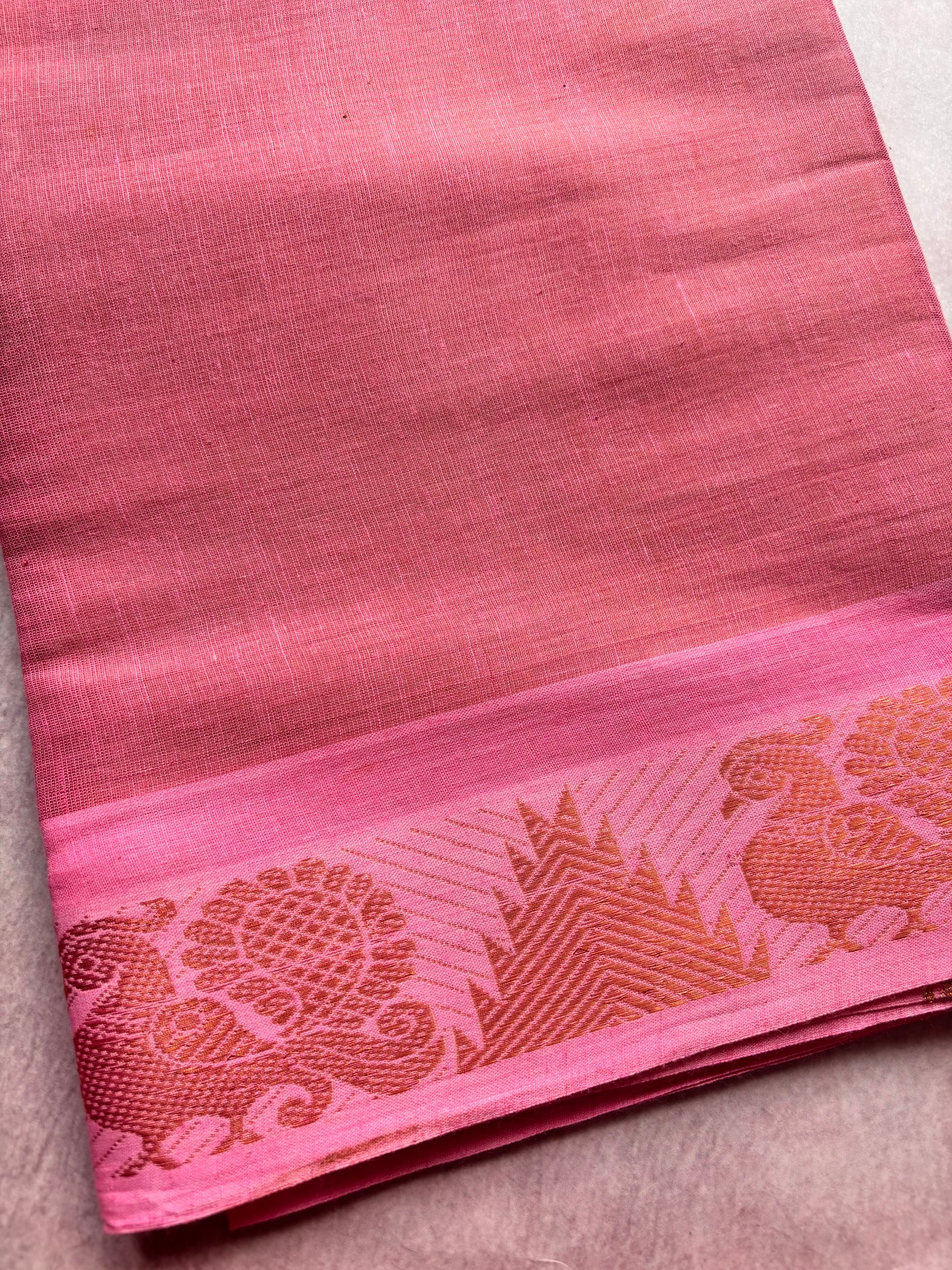 Pink tissue sungudi saree