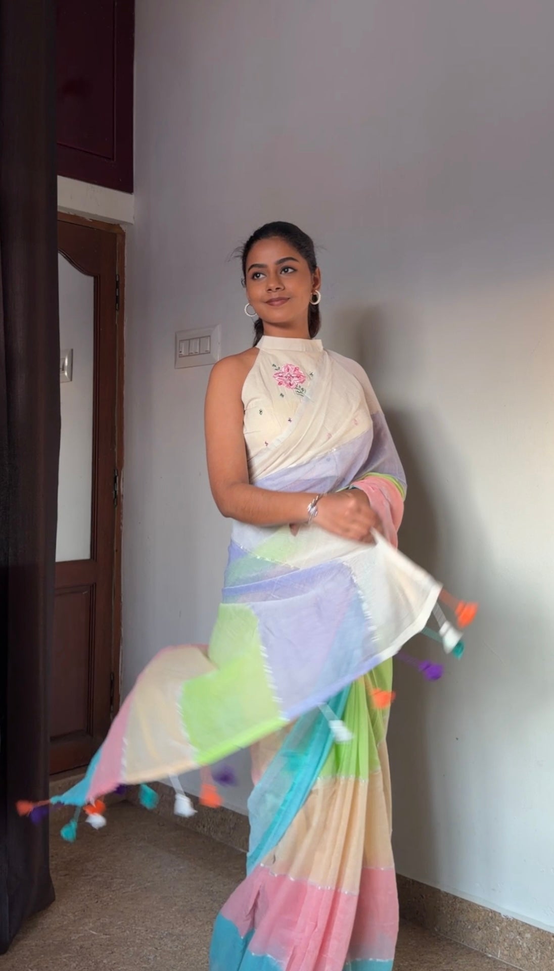 Multicolour Mulmul Saree | prebook | TLL166