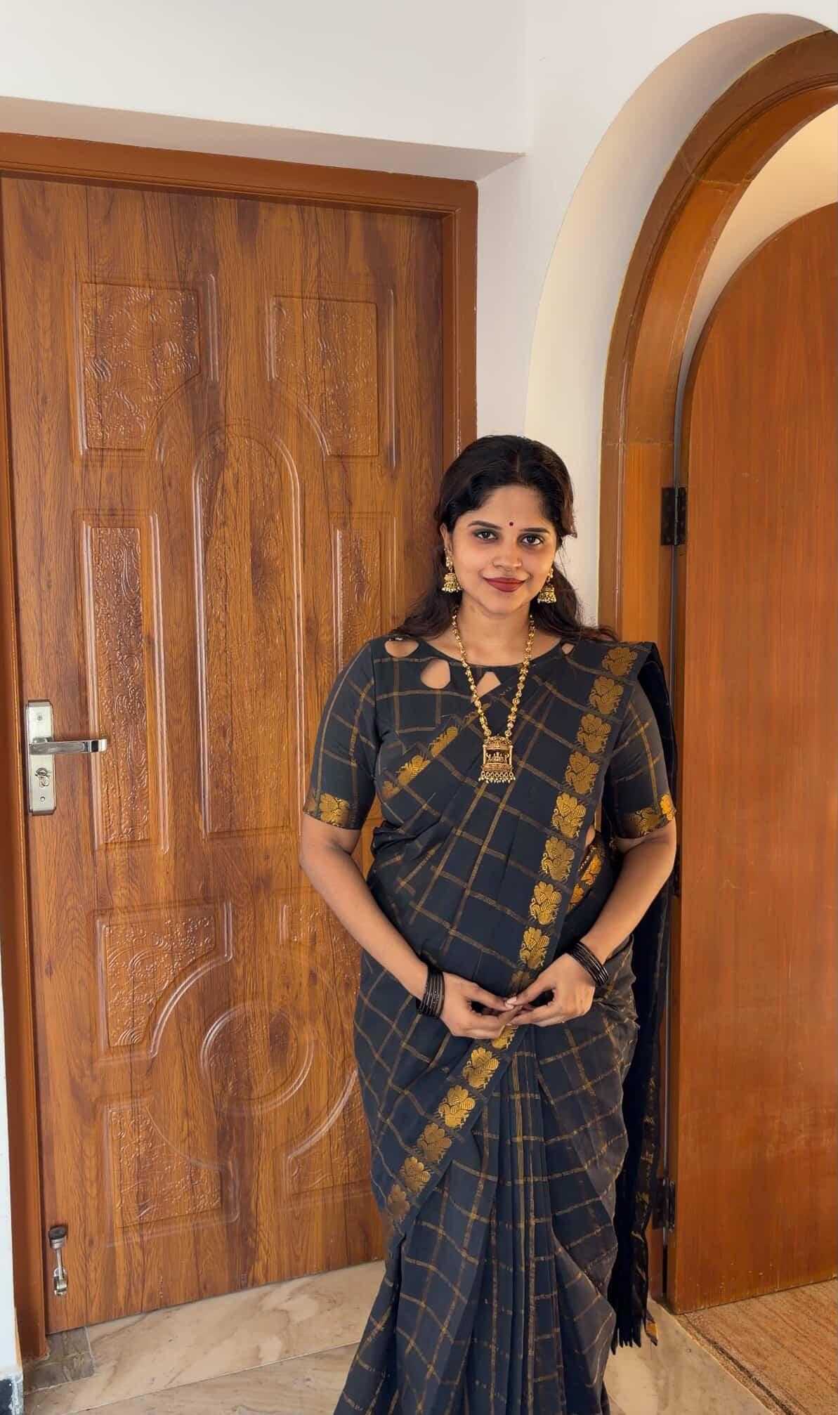 Black Kattam Sungudi Cotton Saree | Premium Madurai Sungudi Heritage