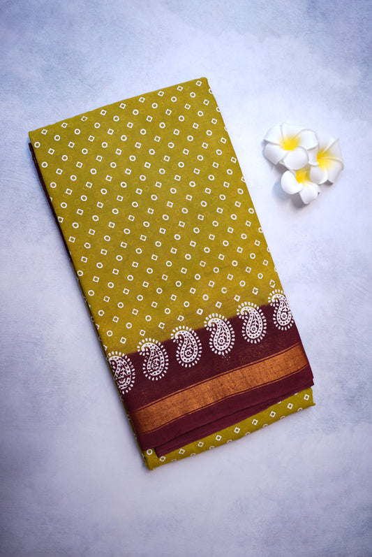 Traditional Sungudi Saree – Mehendi Green with Printed Round Design and Blouse