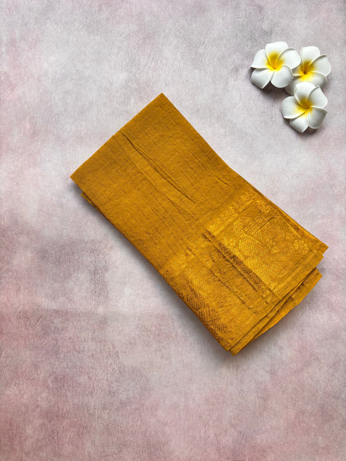 Maroon Kattam Sungudi Cotton Saree with Fenugreek-Coloured Border with blouse